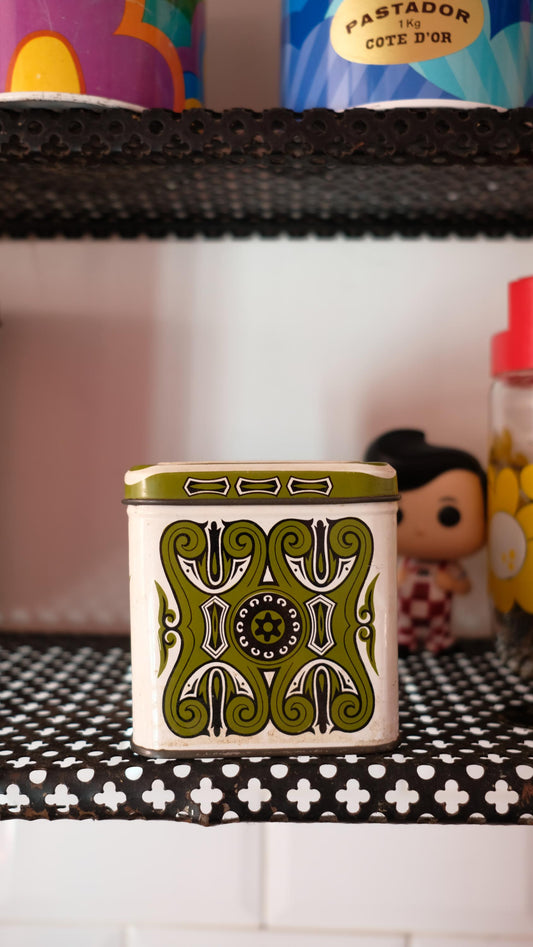 Boîte à thé vintage en métal