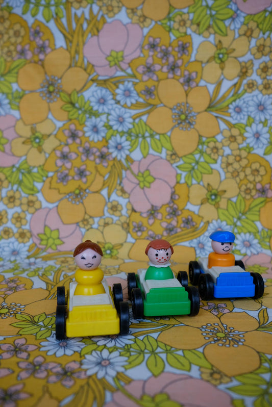 Little people et leur voiture