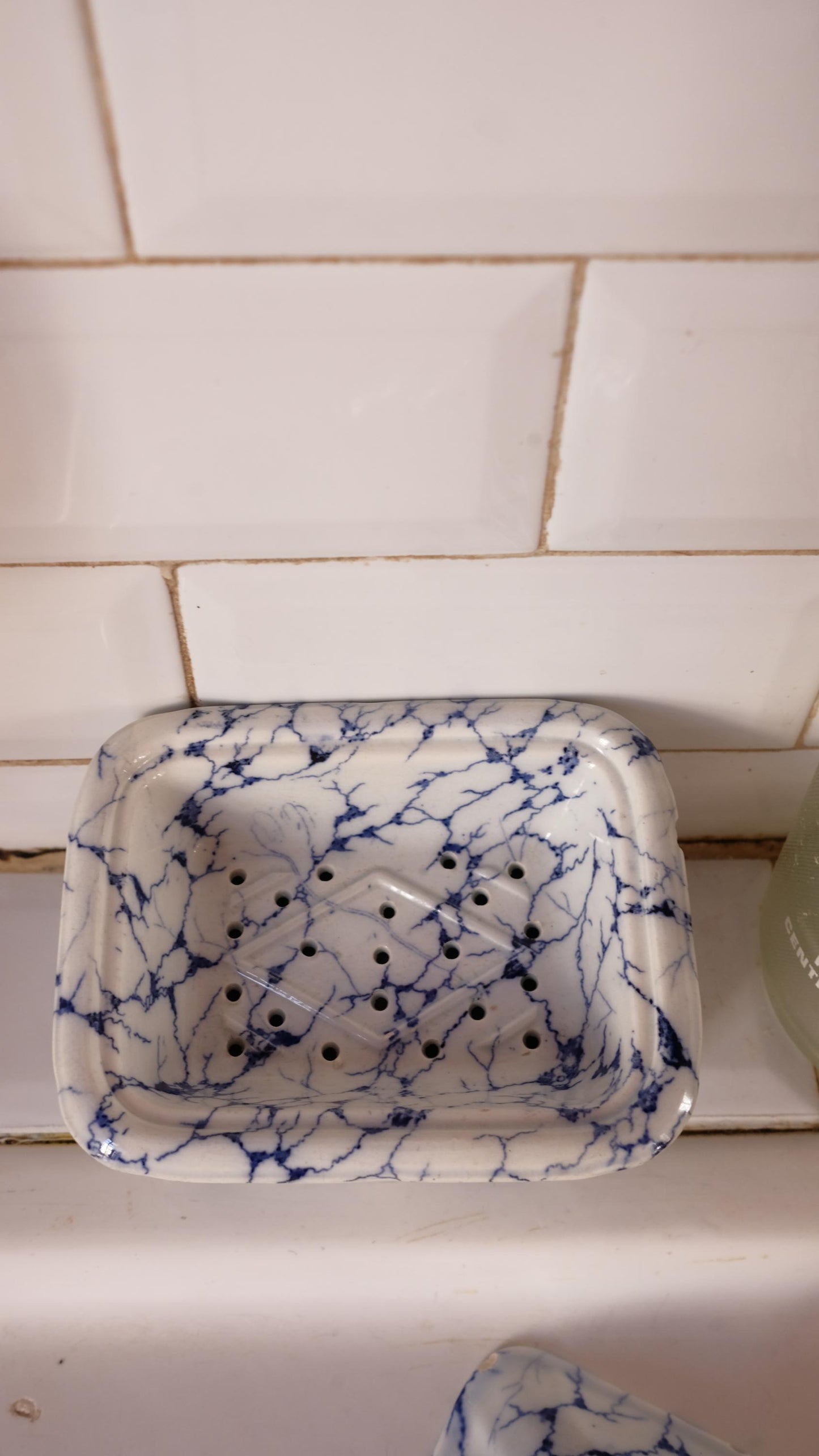 Porte savon vintage des faïenceries Creil et Montereau