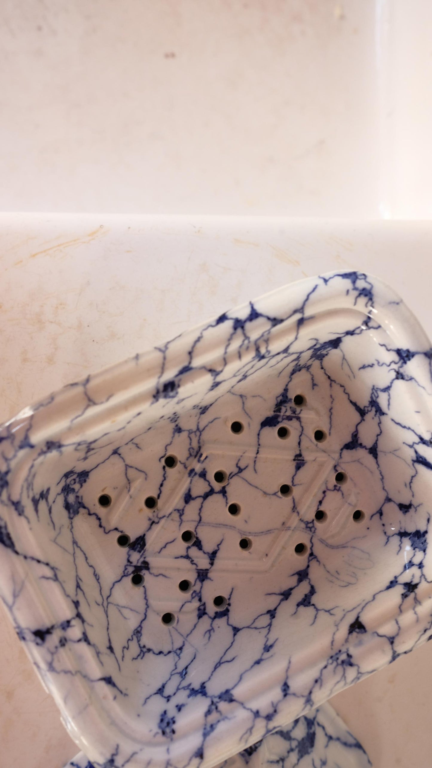 Porte savon vintage des faïenceries Creil et Montereau