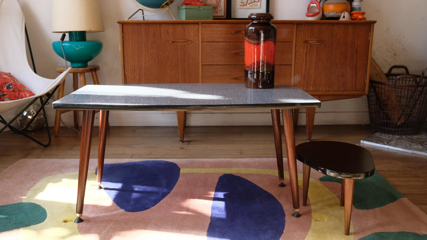Table basse pieds compas vintage style mid-century en bois et formica