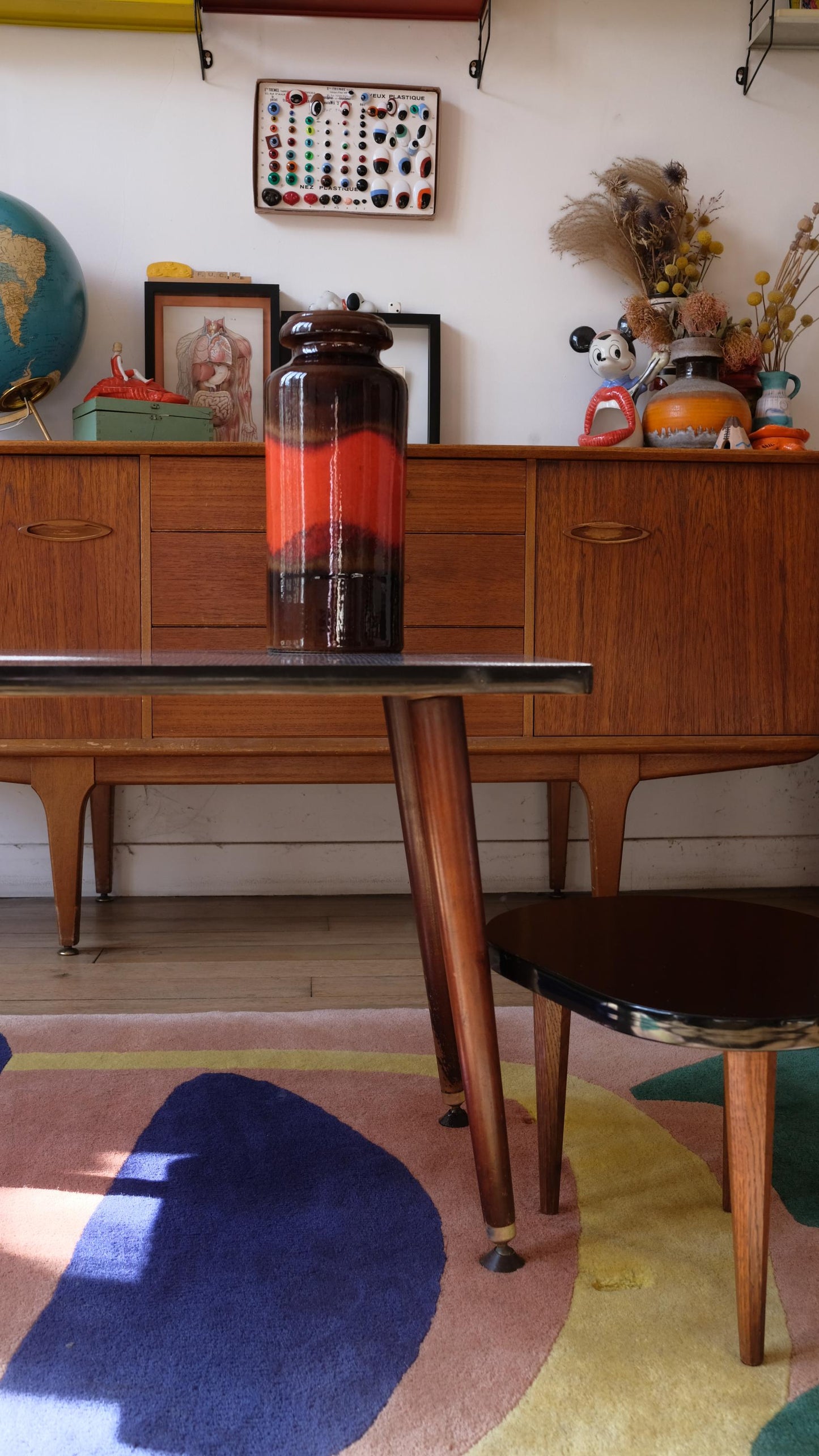 Table basse pieds compas vintage style mid-century en bois et formica