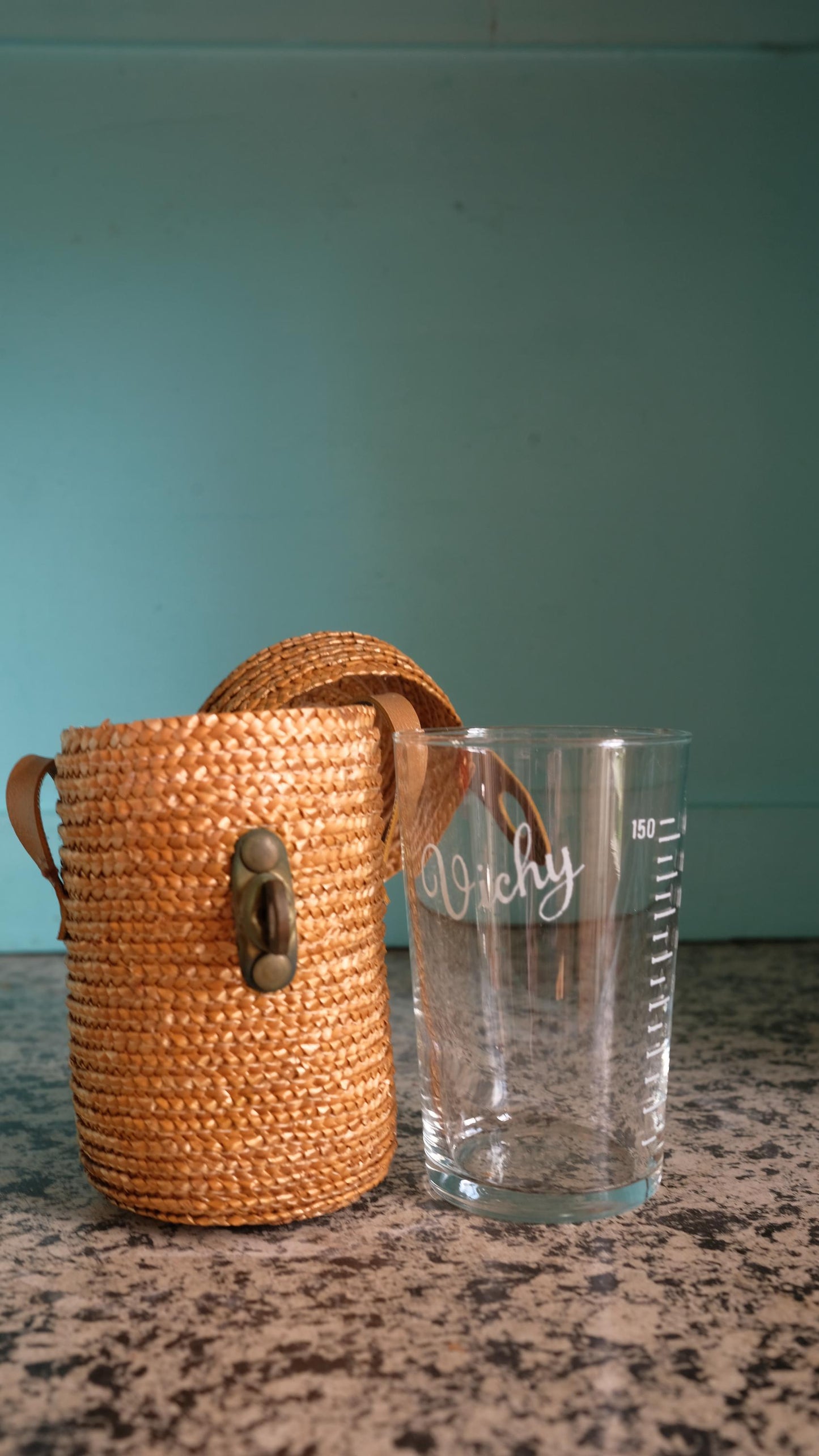 Verre de curiste Eau de Vichy vintage