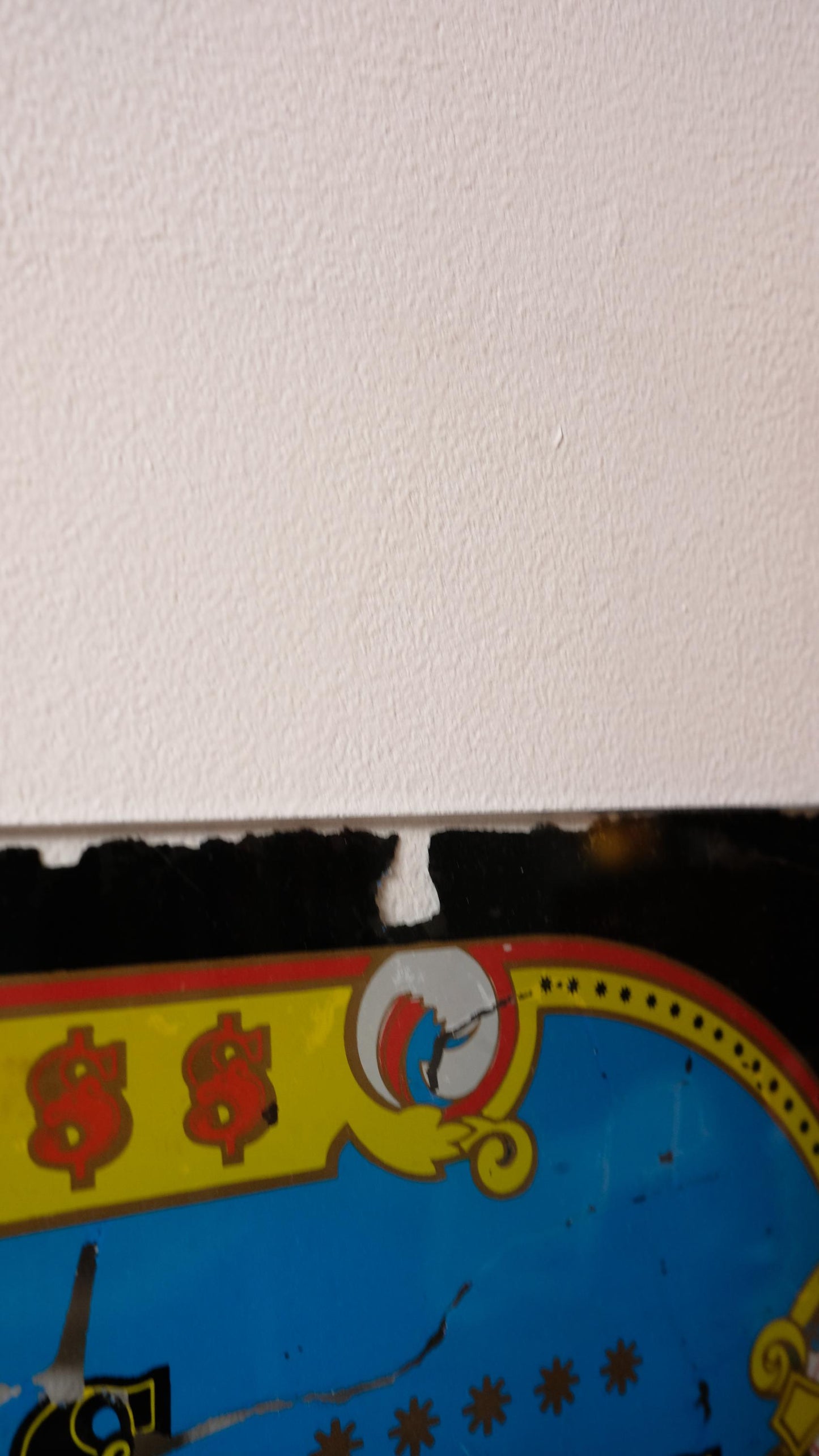 Plaque de machine à sous vintage en verre peint