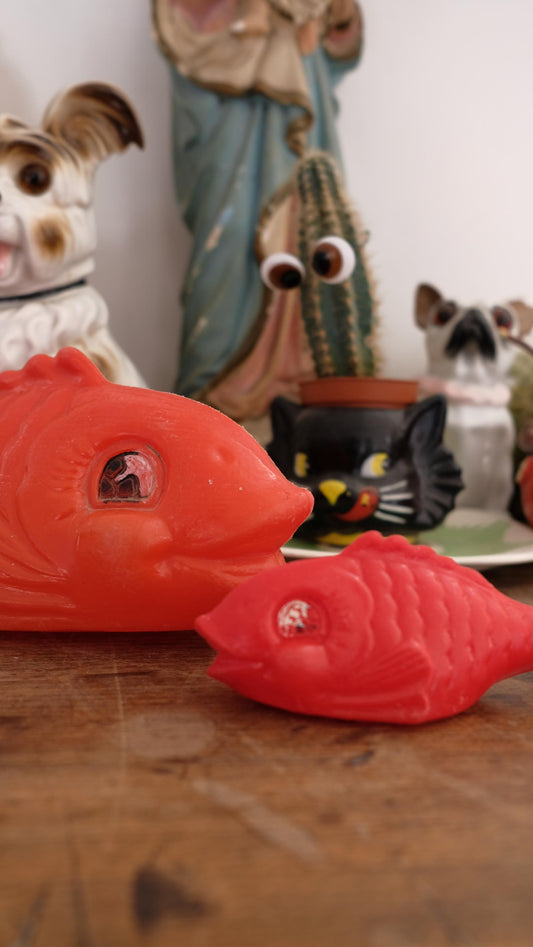 Lot de deux poissons vintage en plastique