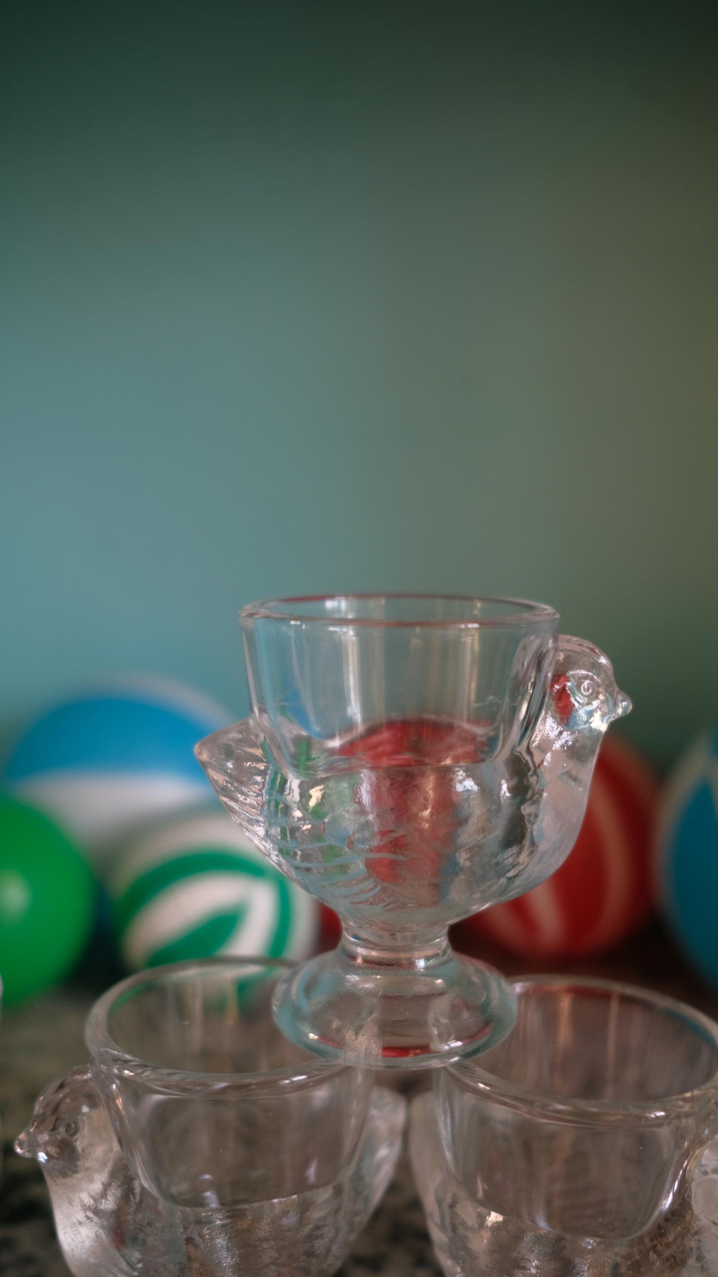 Lot de cinq coquetiers cocottes en verre
