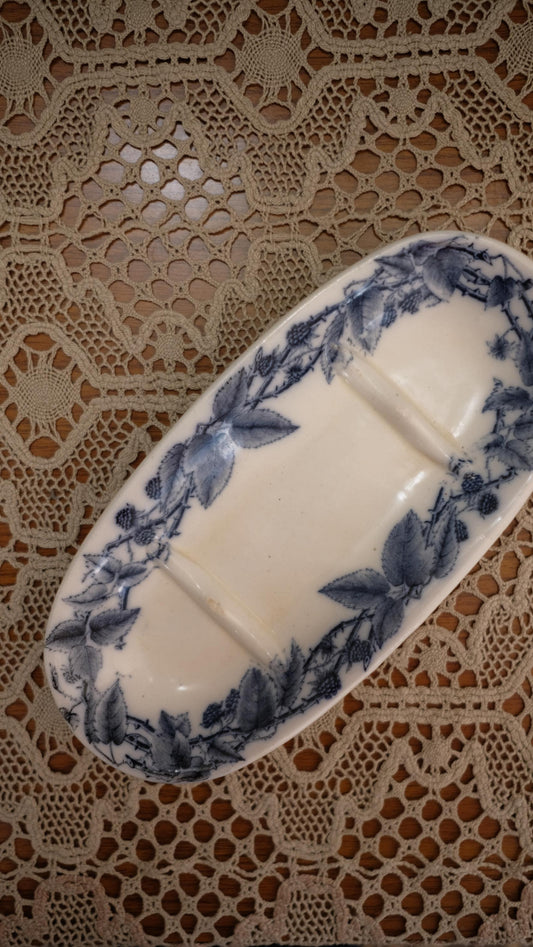 Porte savon terre de fer vintage modèle ronces