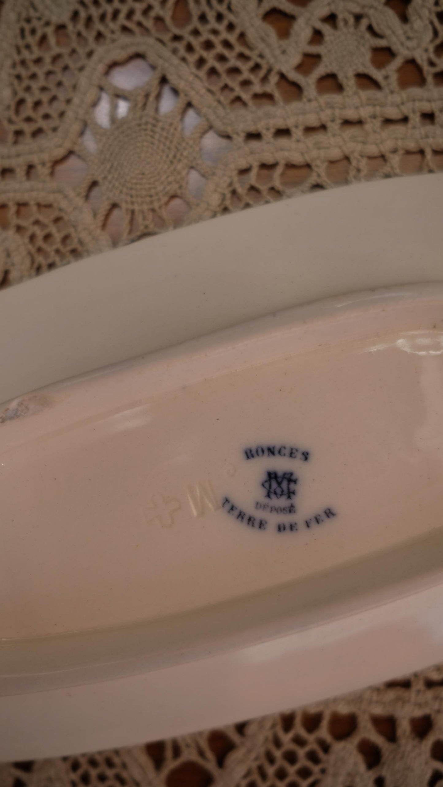 Porte savon terre de fer vintage modèle ronces