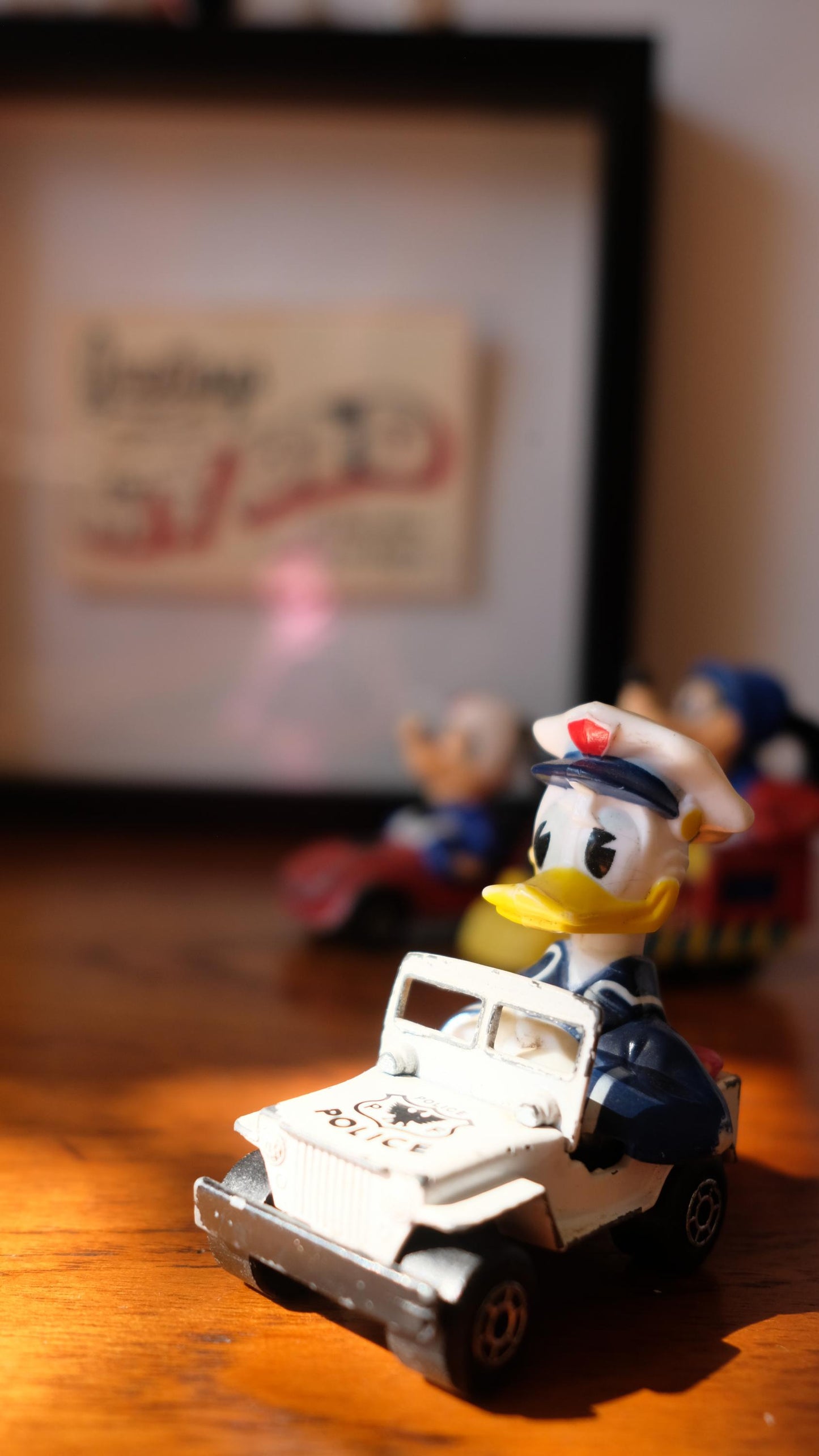 Lot de trois petites voitures Matchbox Mickey vintage