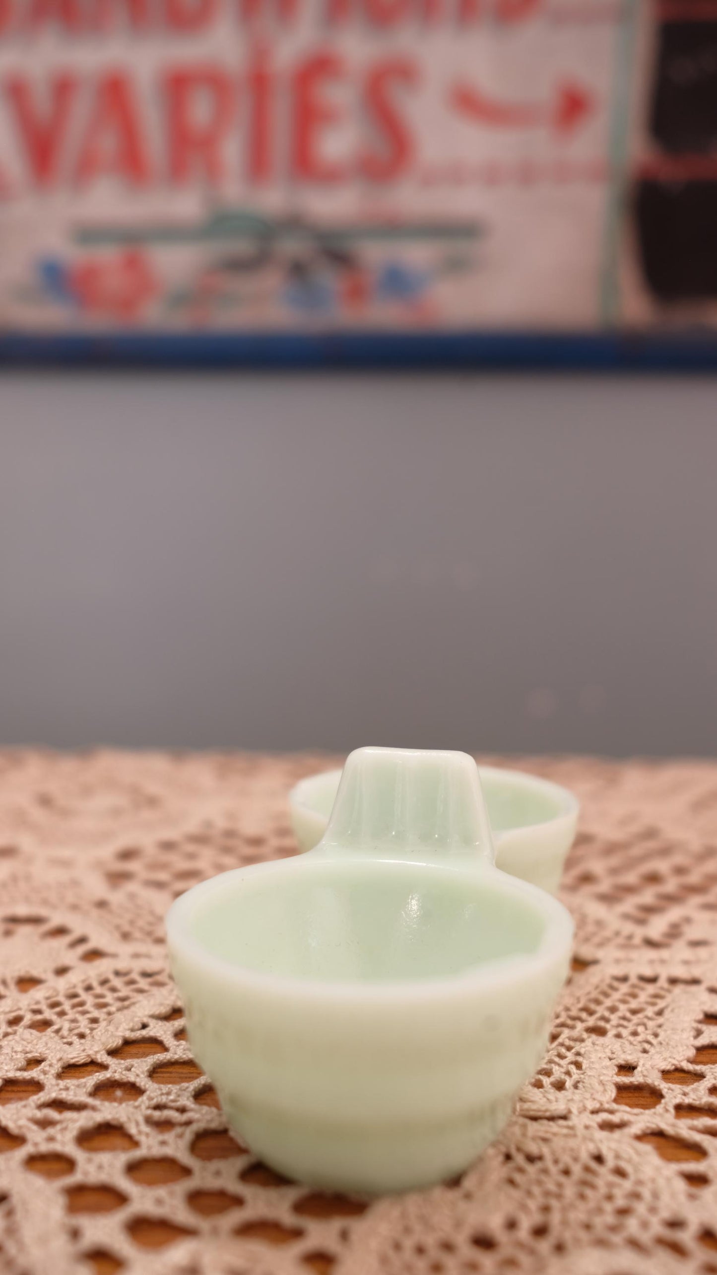 Saleron vintage en opaline