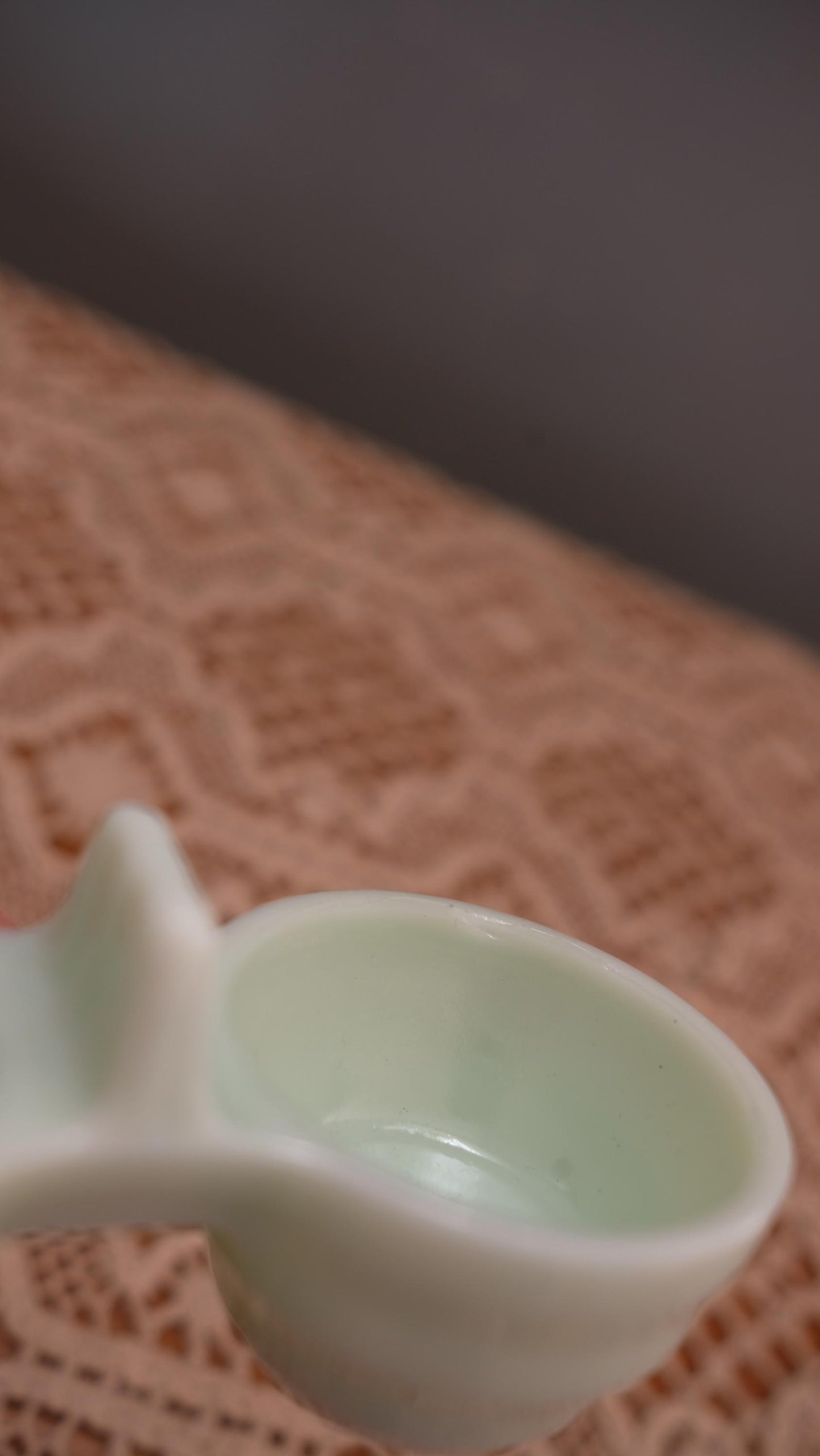 Saleron vintage en opaline