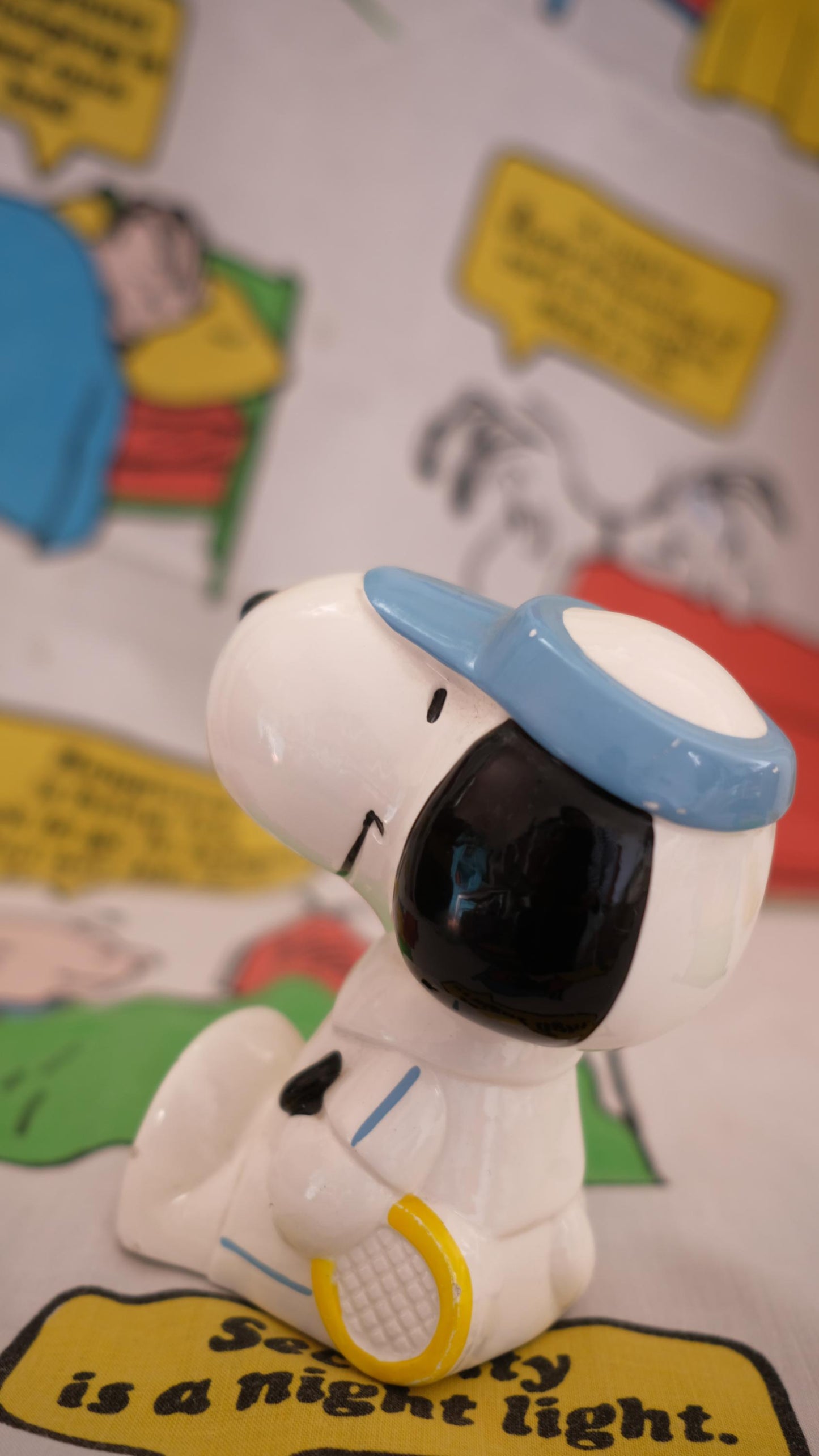 Presse papiers snoopy tennis player vintage