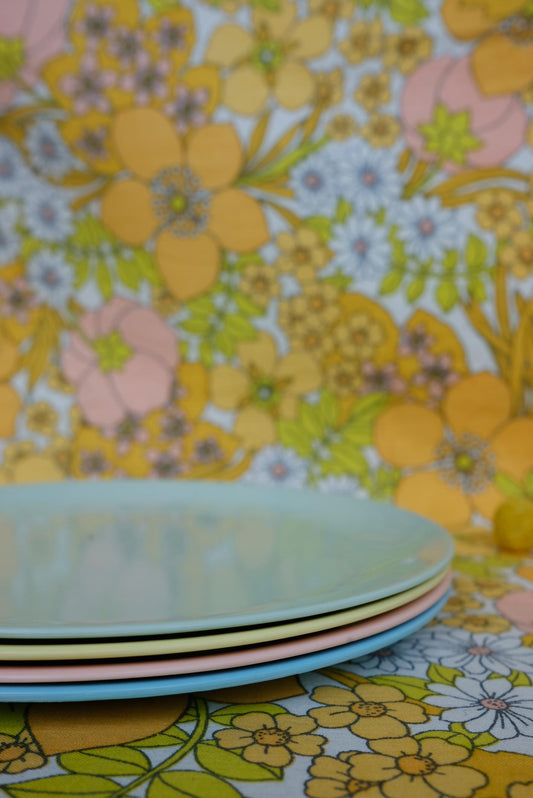 Assiettes Elysées, mélaminé de luxe