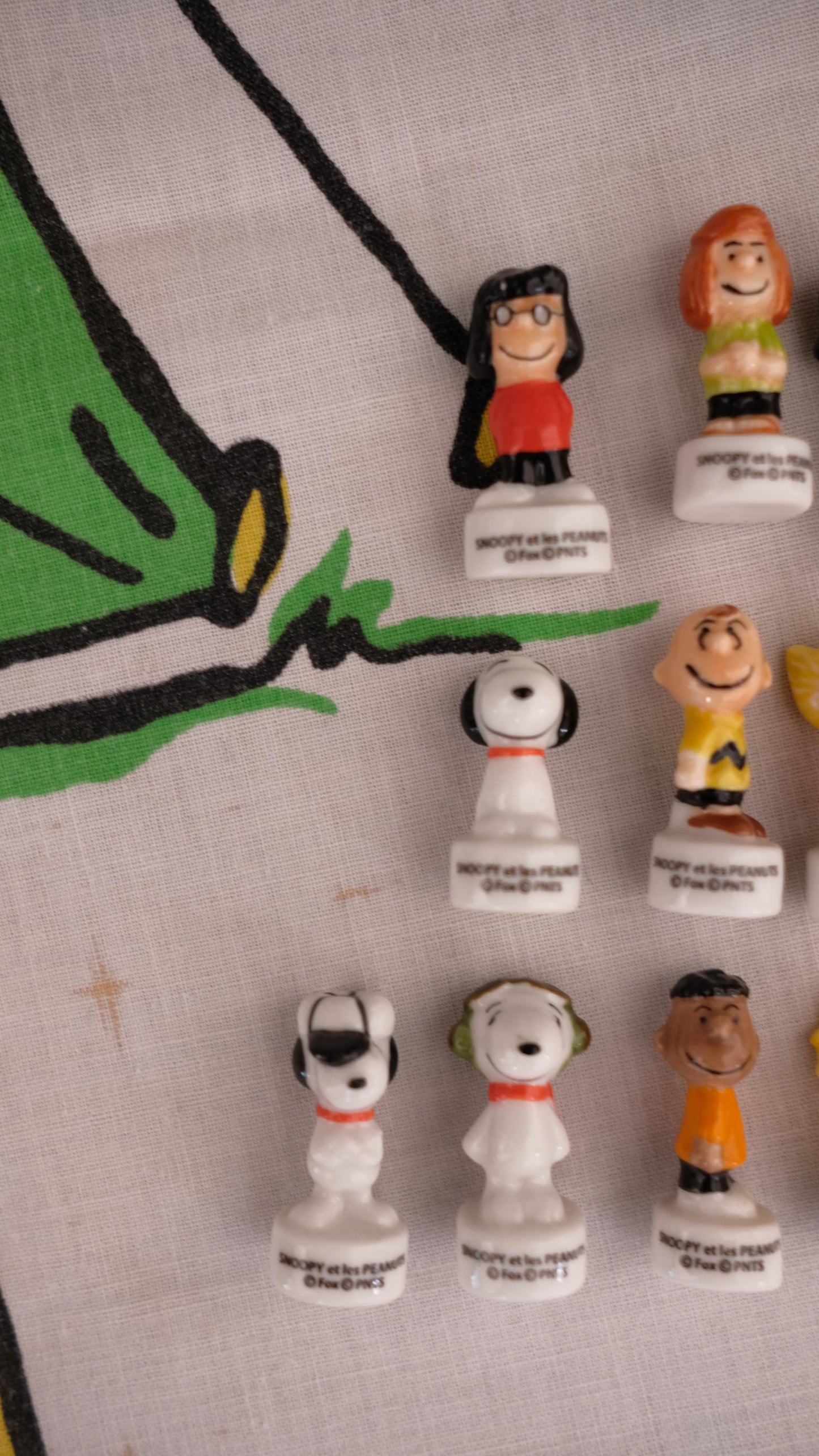 Collection complète de fèves Snoopy pour la mie câline 2015