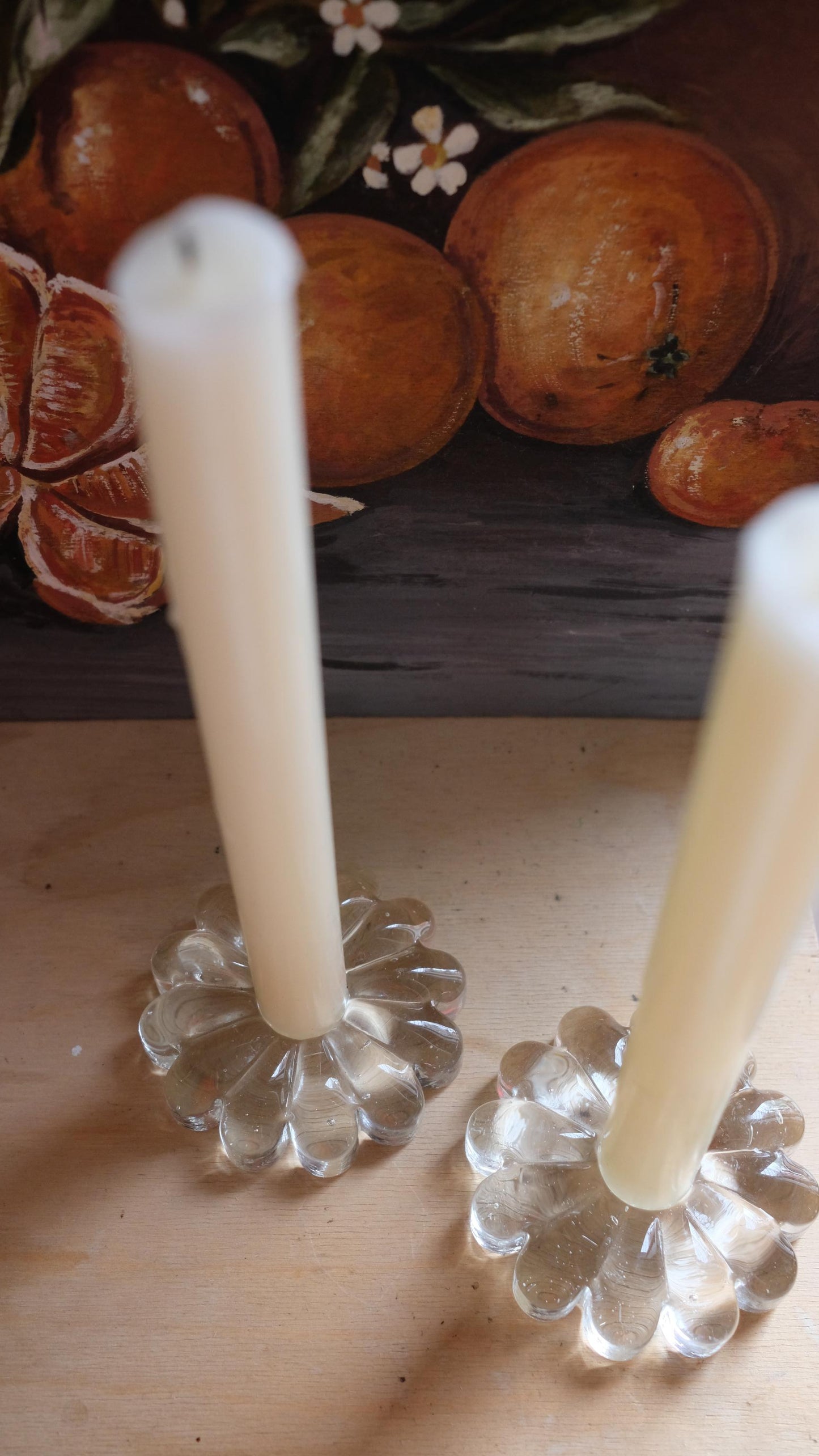Paire de bougeoirs vintage en verre en forme de marguerite