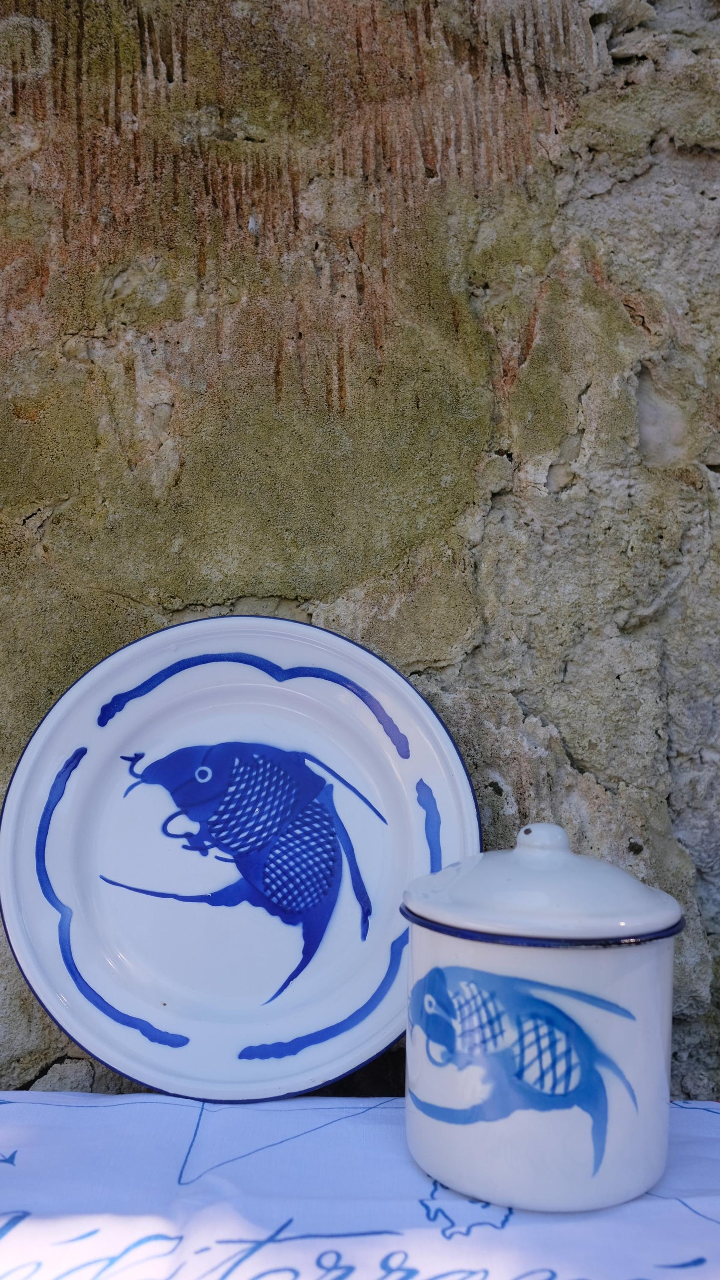 Ensemble en tôle émaillée motif poisson