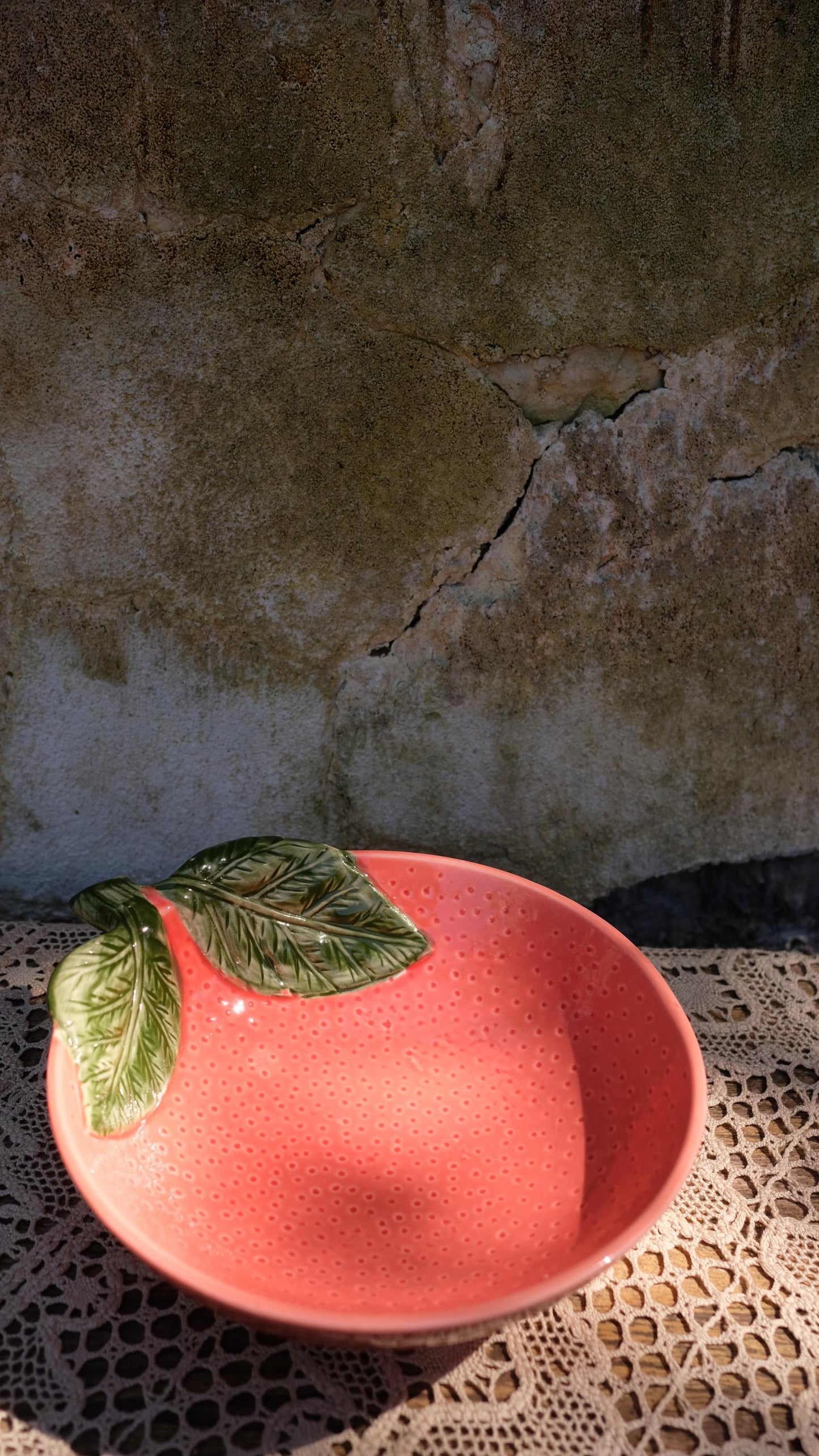 Gand bol de présentation vintage en forme de pamplemousse rose