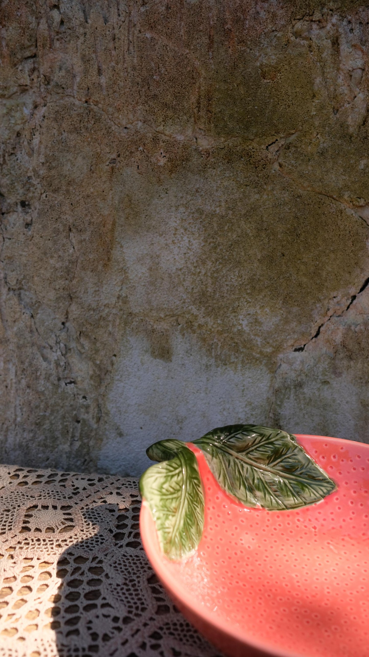 Gand bol de présentation vintage en forme de pamplemousse rose