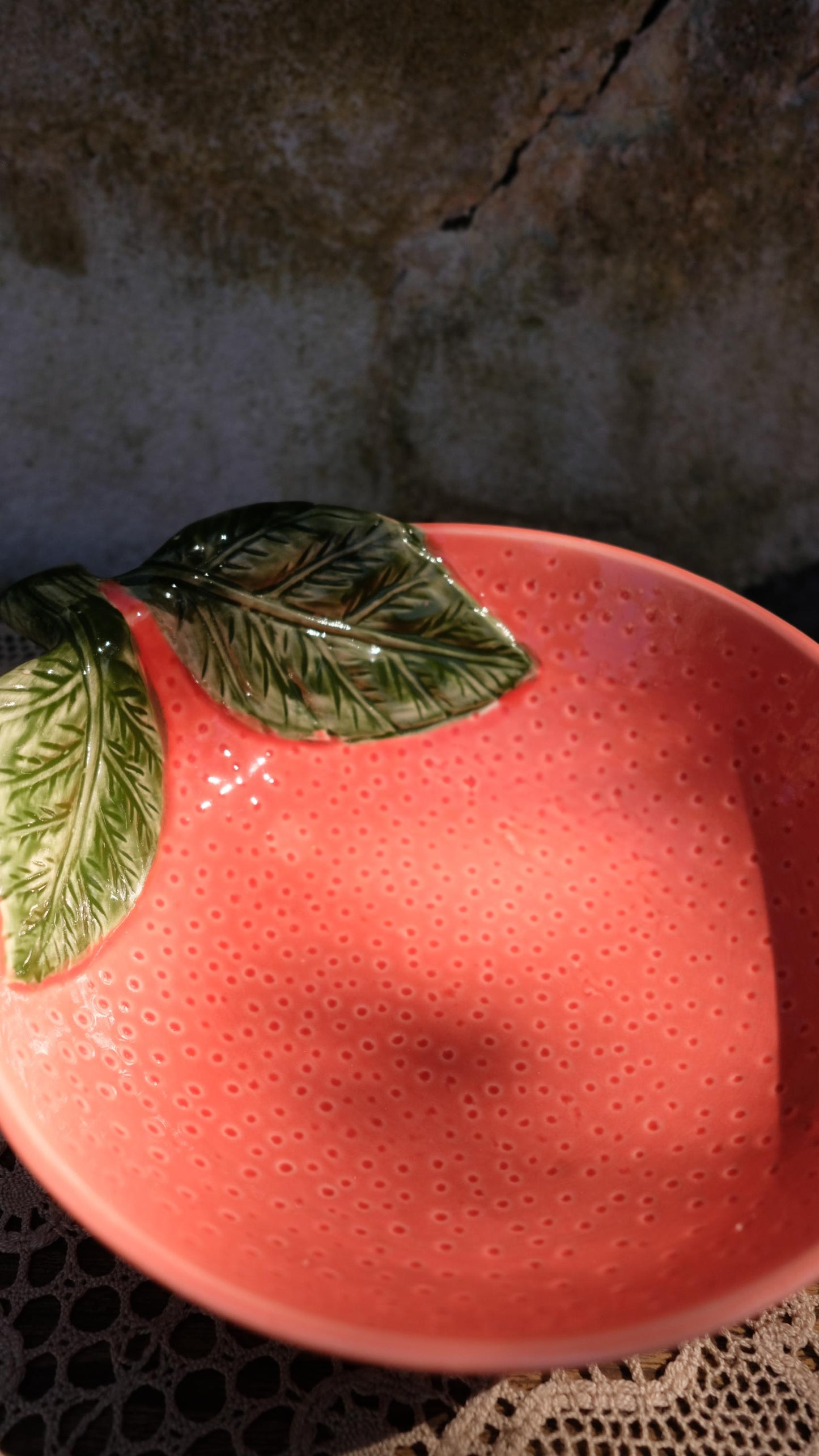 Gand bol de présentation vintage en forme de pamplemousse rose