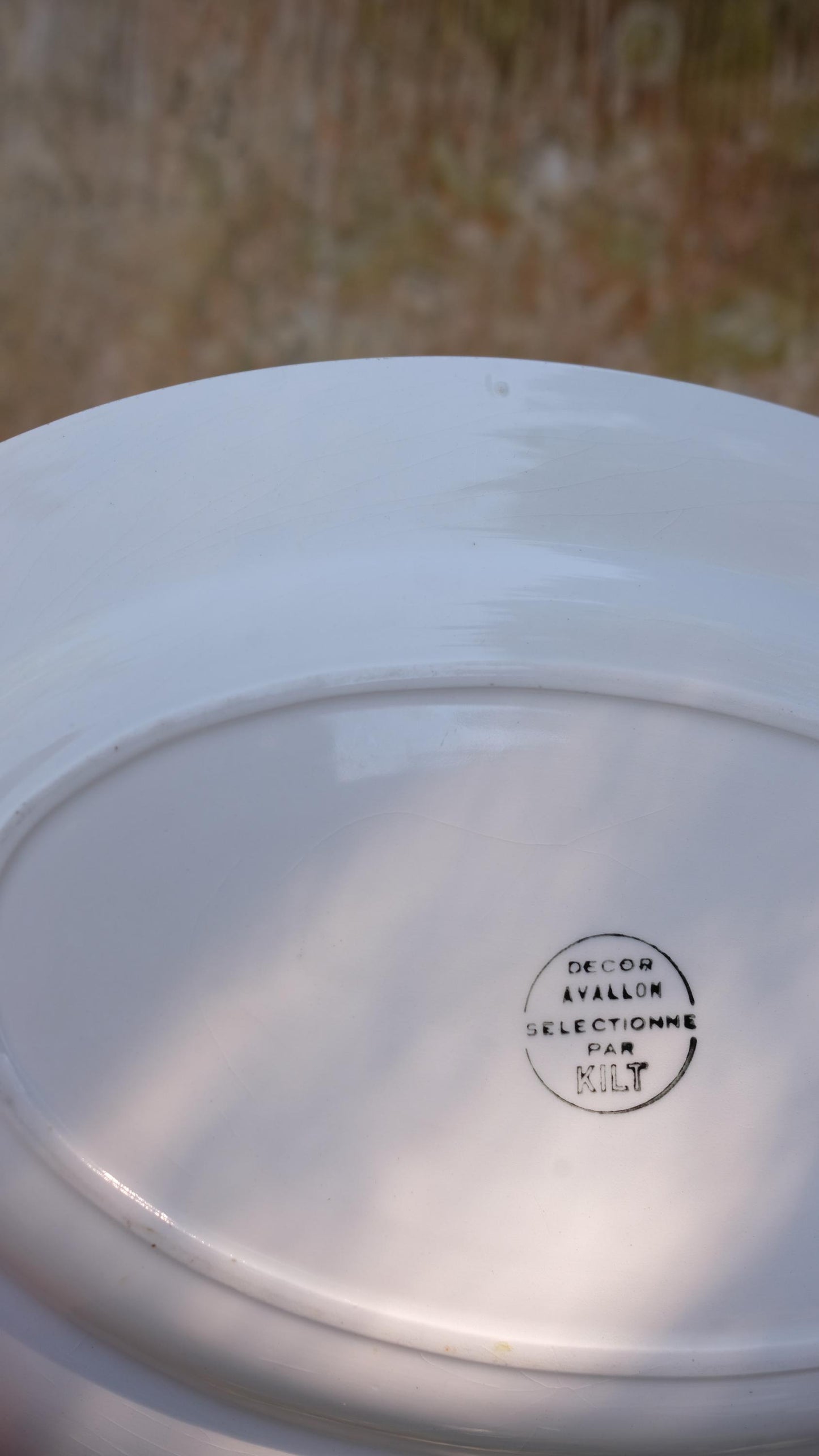 Plat de service oval en faïence modèle Avallon