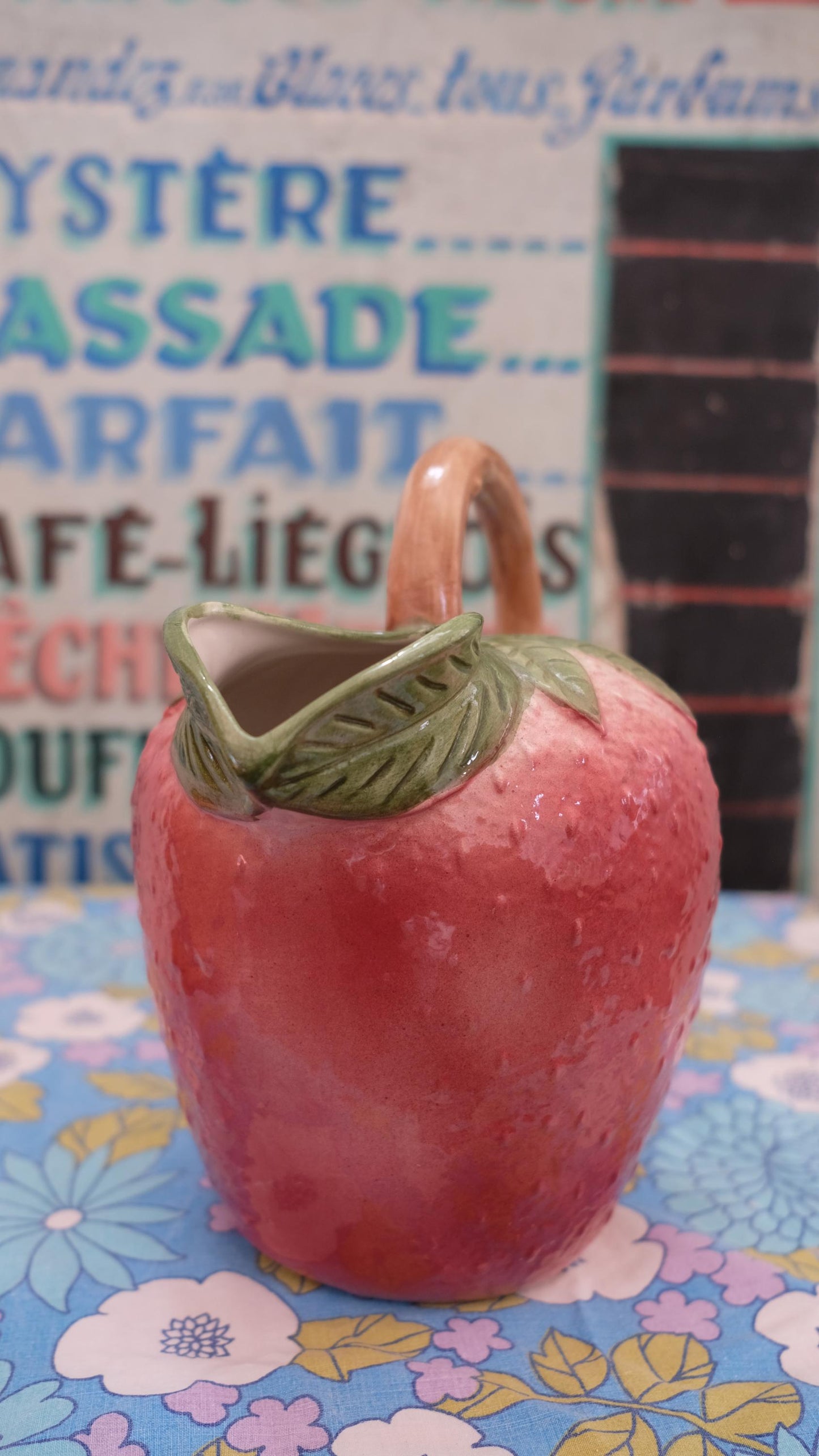 PIchet fraise en barbotine vintage