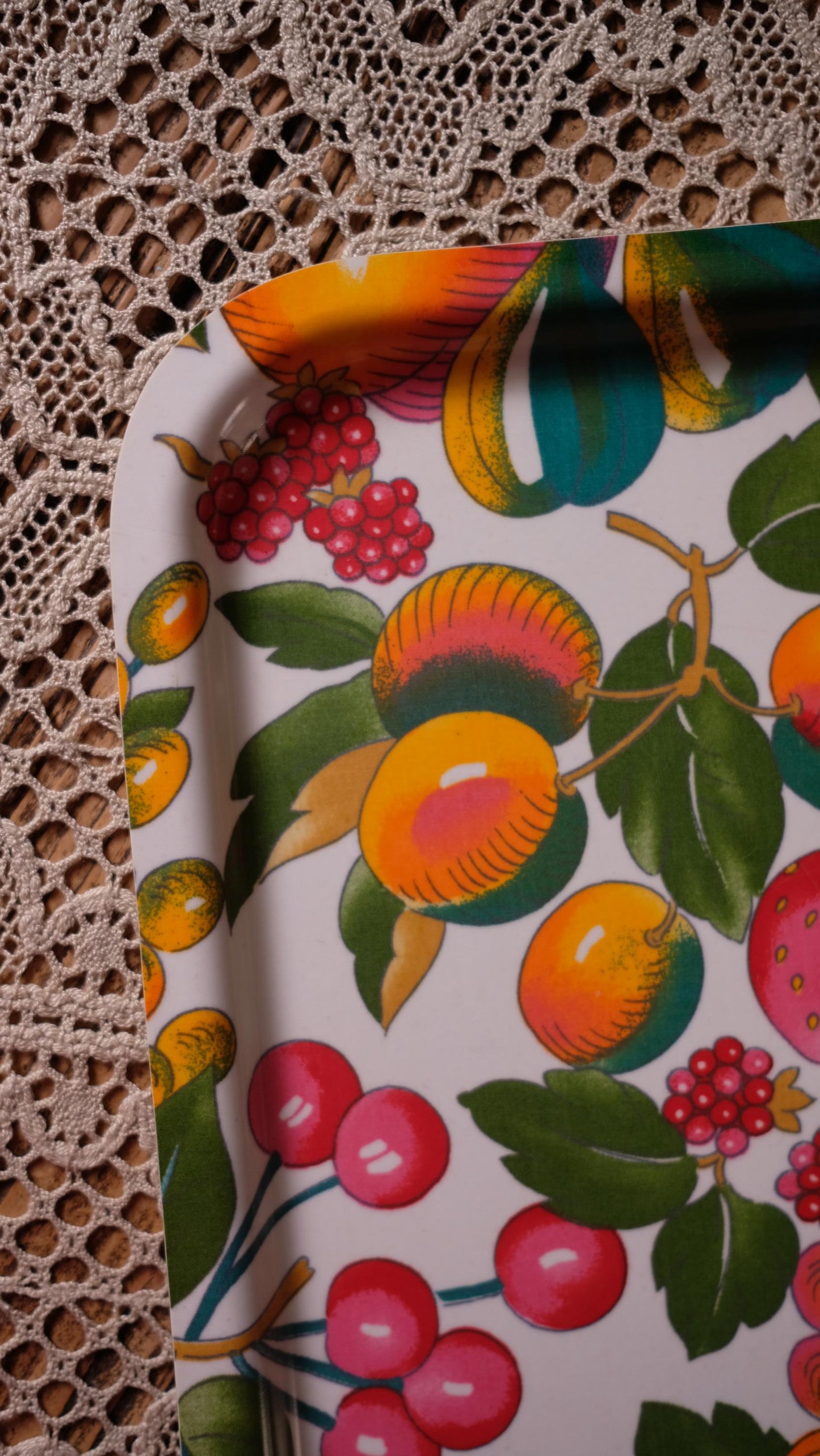 Plateau vintage en mélaminé motif fruits