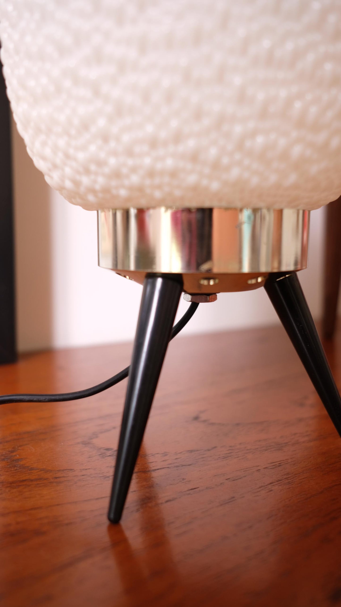 Lampe tripode vintage style mid-century