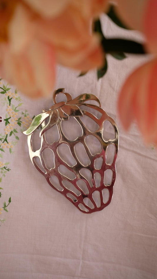 Dessous de plat vintage en forme de fraise