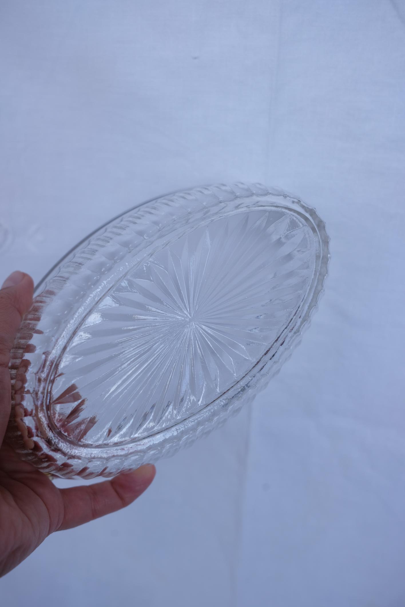 Beurrier en verre moulé