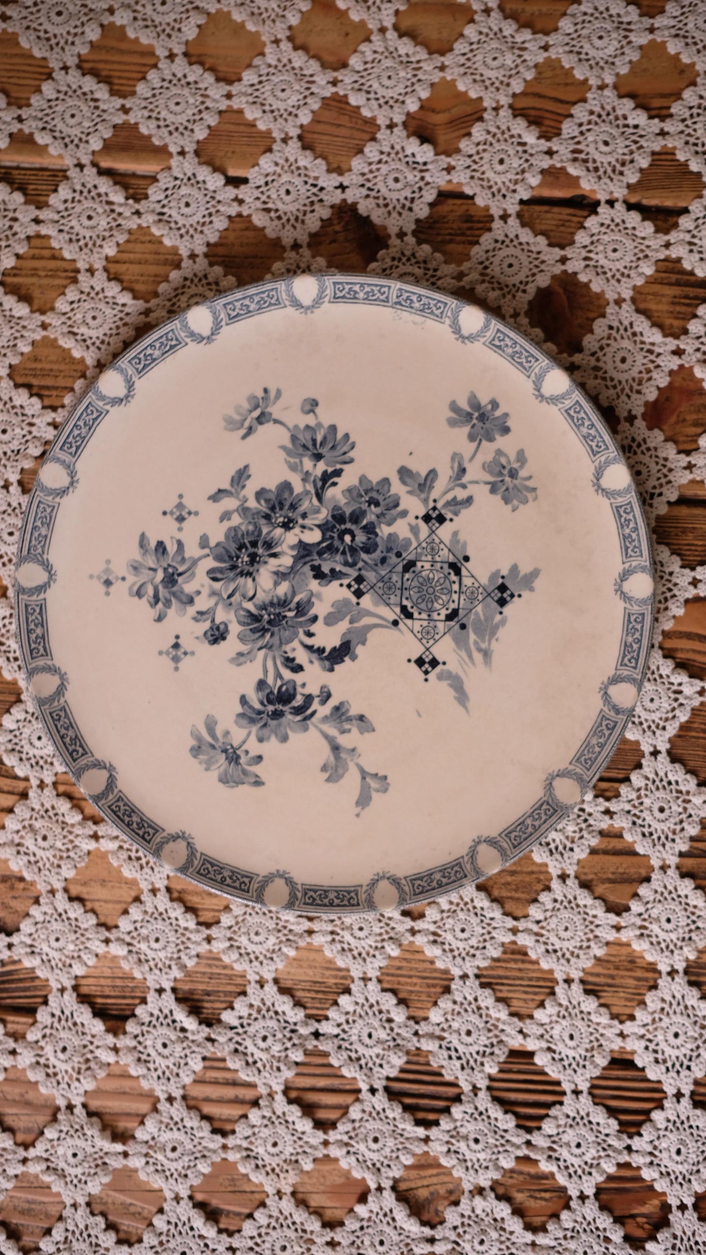 Grand plat terre de fer les salins vintage modèle Marguerite