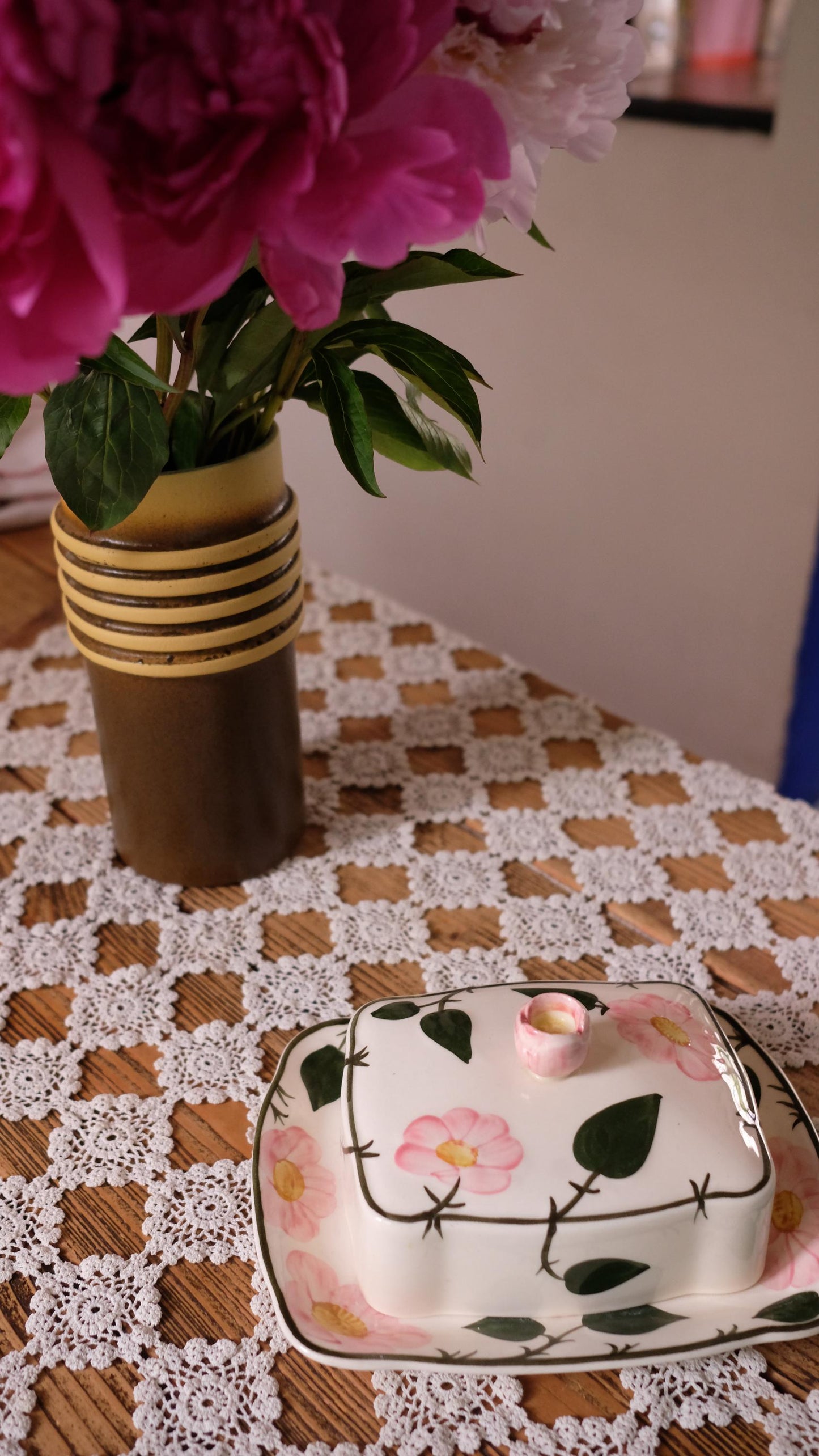 Beurrier Villeroy&Boch vintage modèle wild flowers