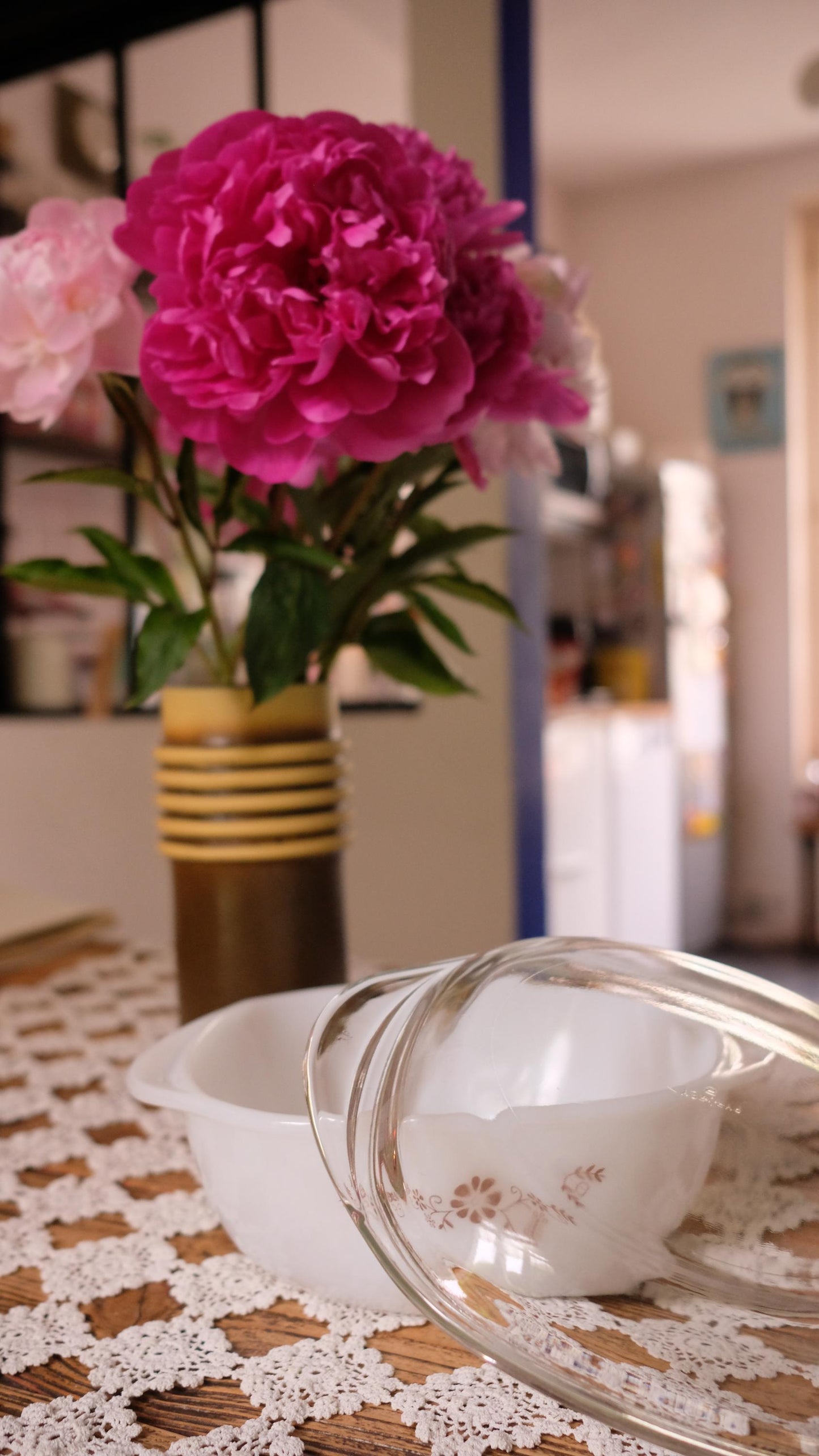 Plat en pyrex vintage Pyrorey