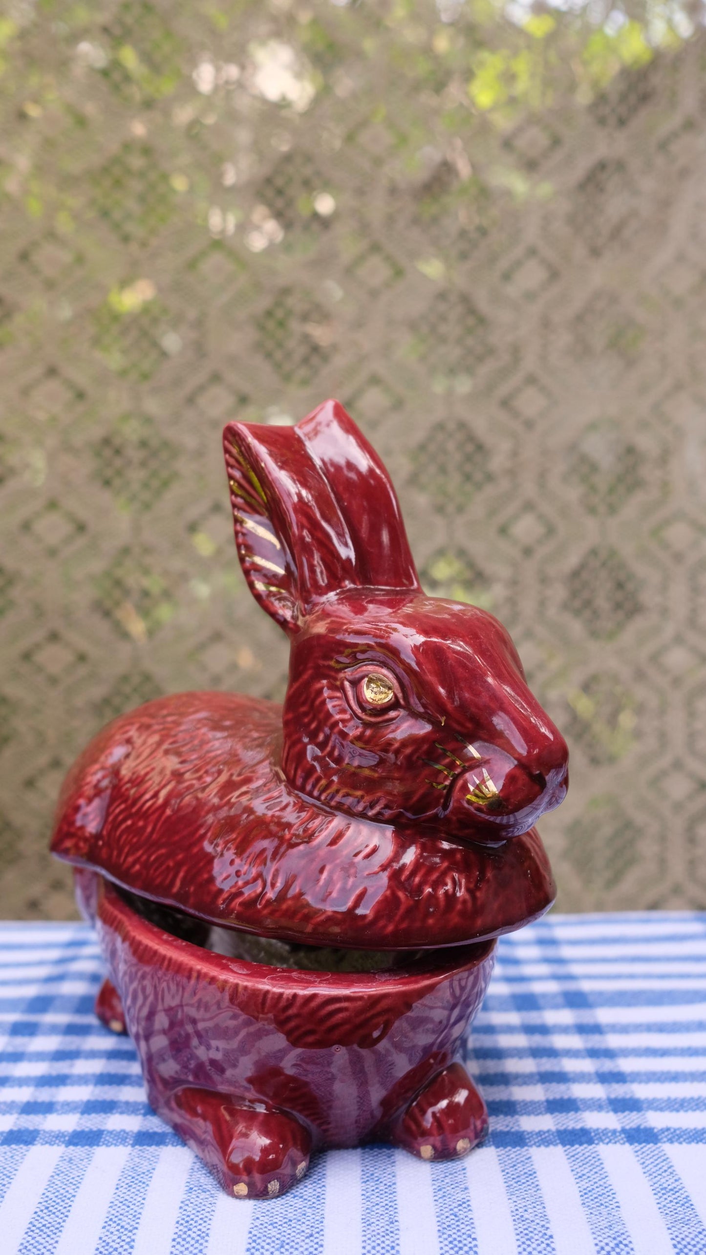 Terrine Caugant vintage en forme de lapin, modèle rare