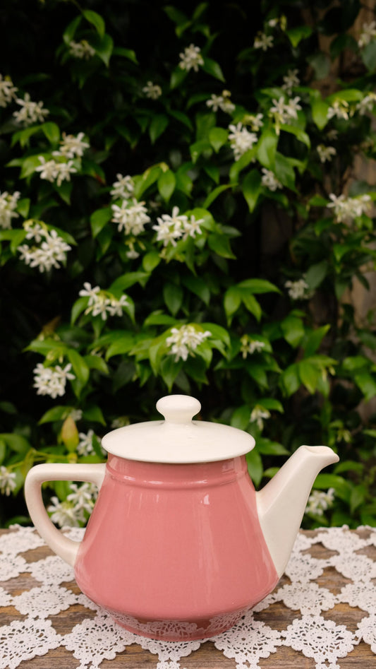 Théière Salam de Villeroy&Boch coloris framboise