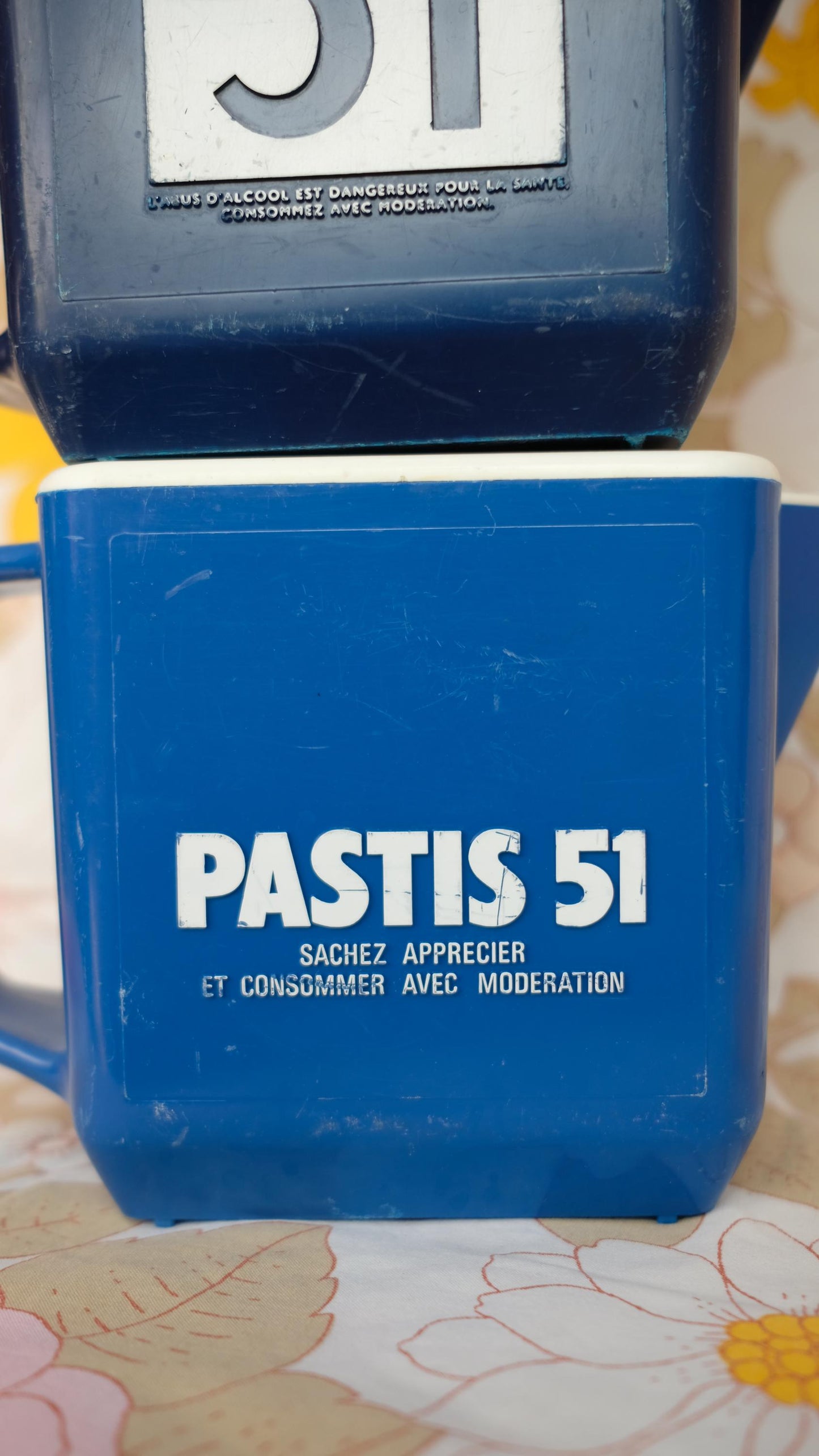 Pichet publicitaire Pastis 51 en plastique