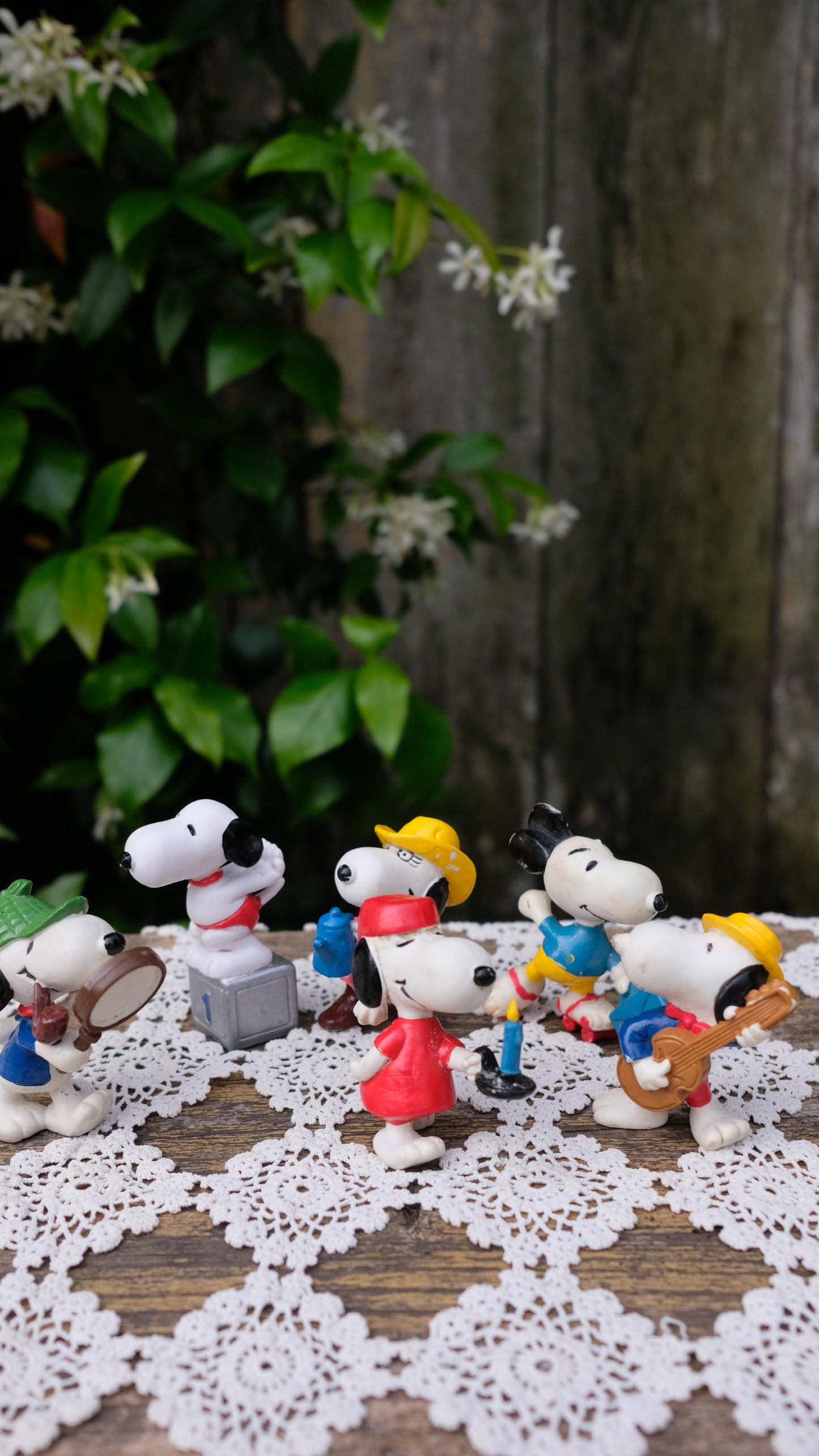 Lot de cinq figurines snoopy vintage