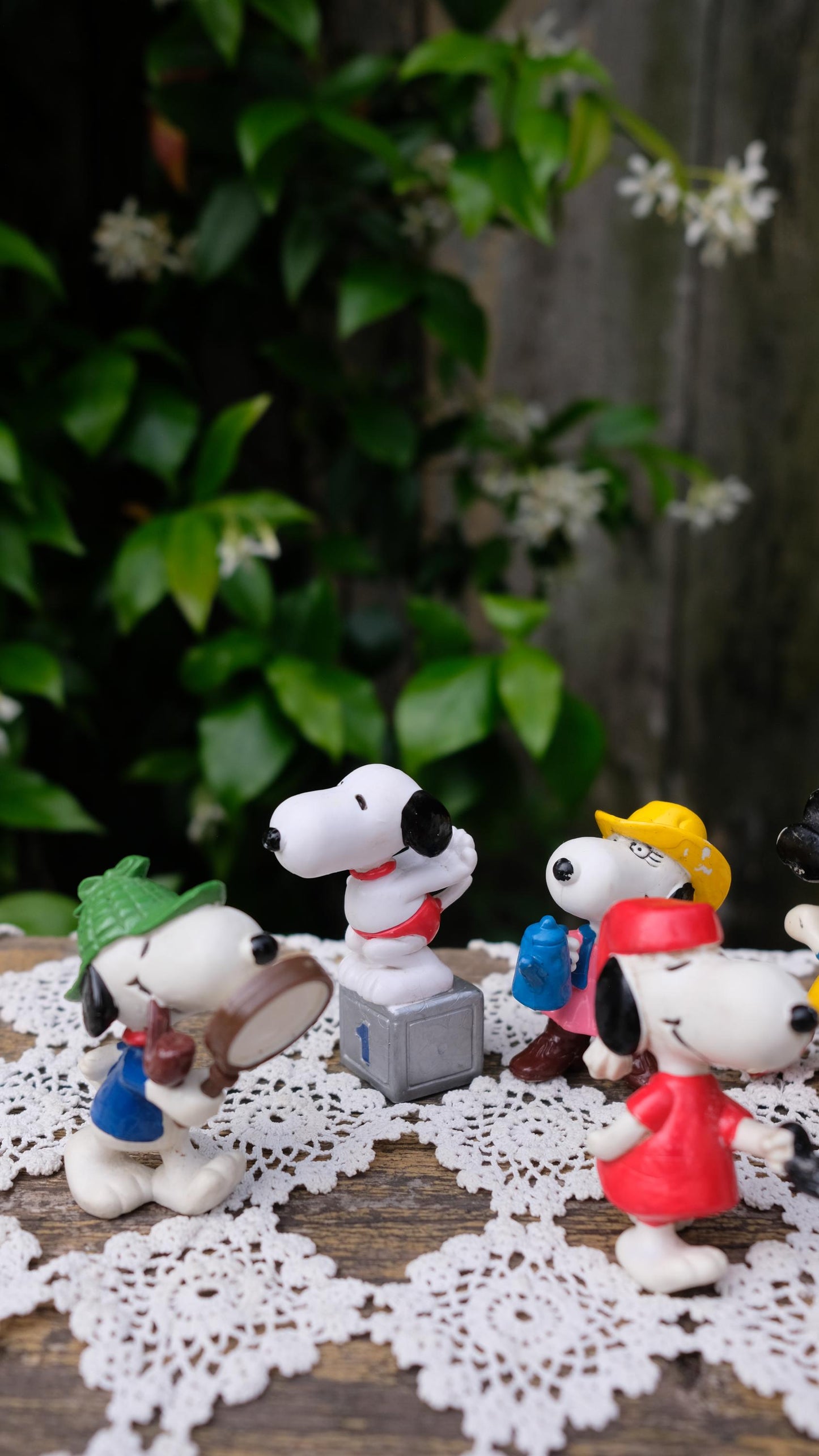 Lot de cinq figurines snoopy vintage
