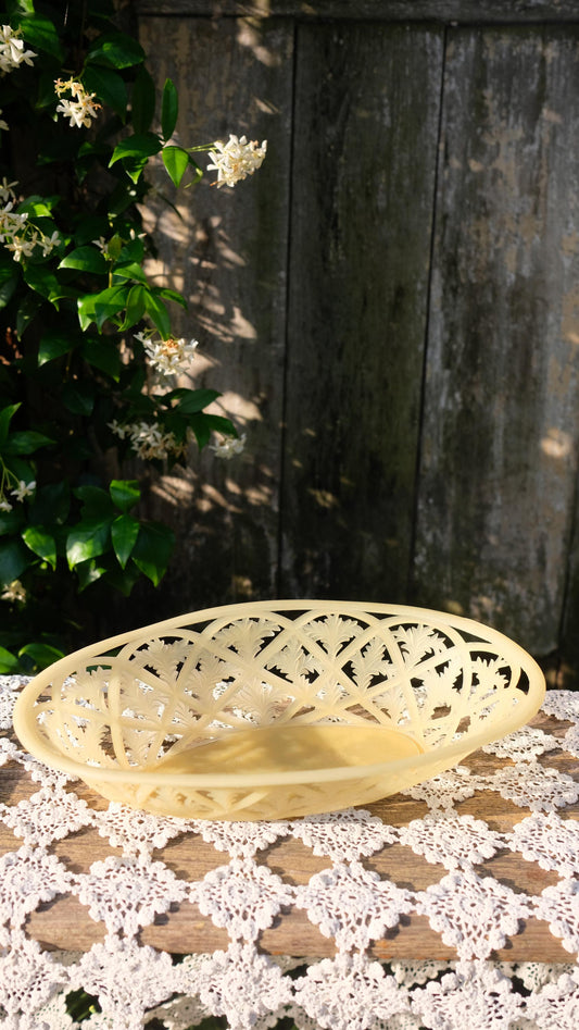 Corbeille à pain vintage en plastique