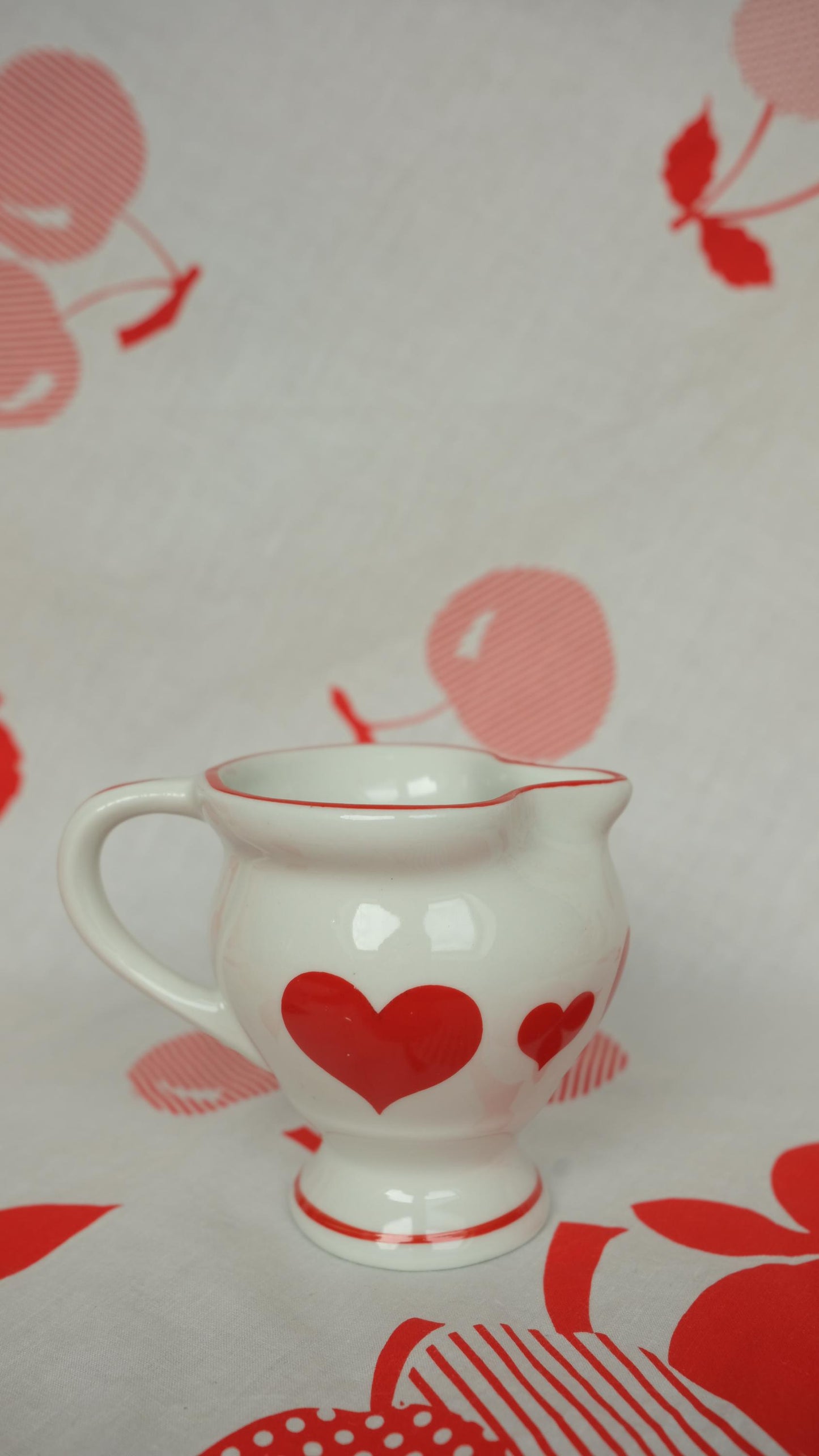 Pot à lait motif coeur