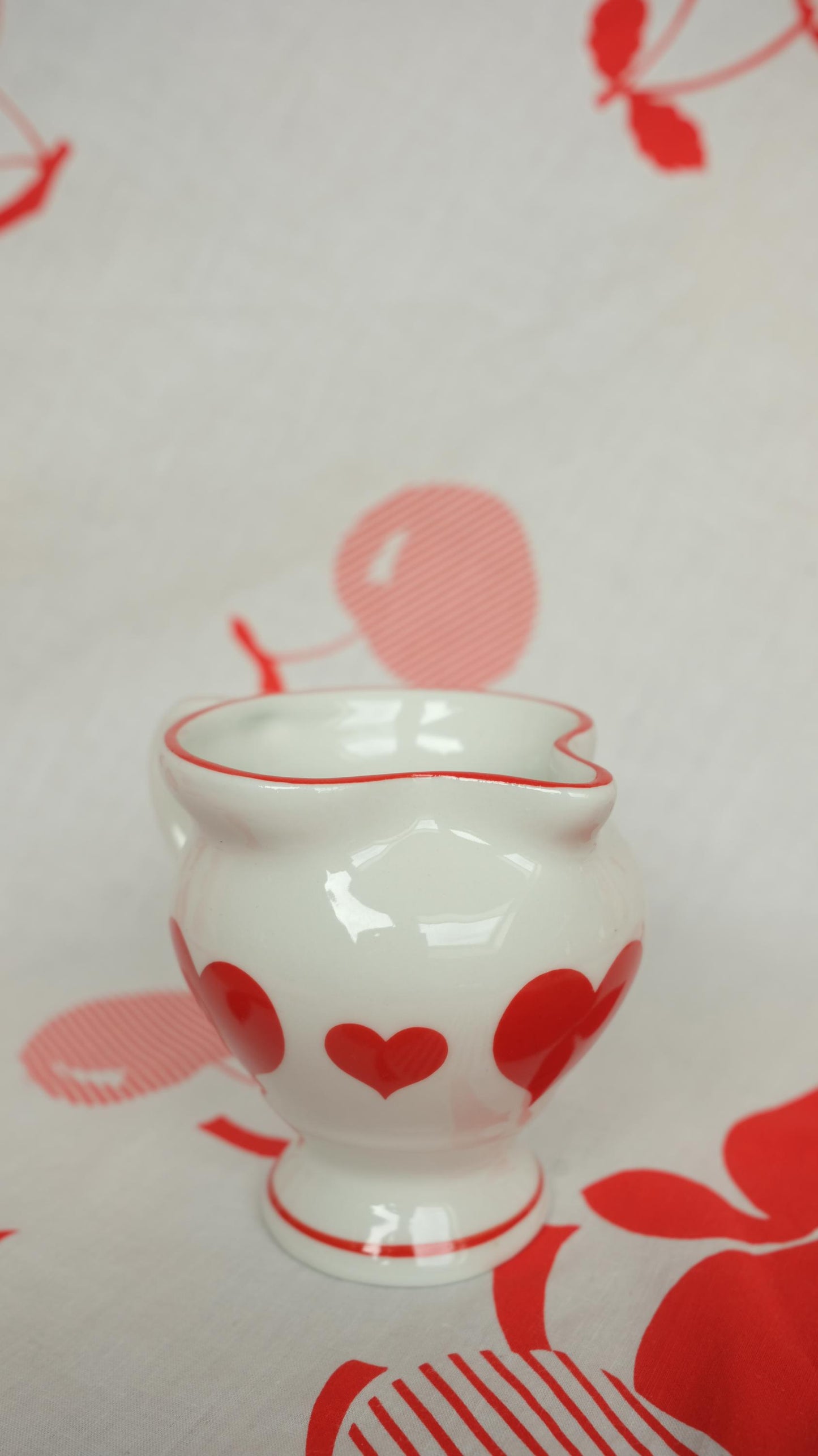 Pot à lait motif coeur