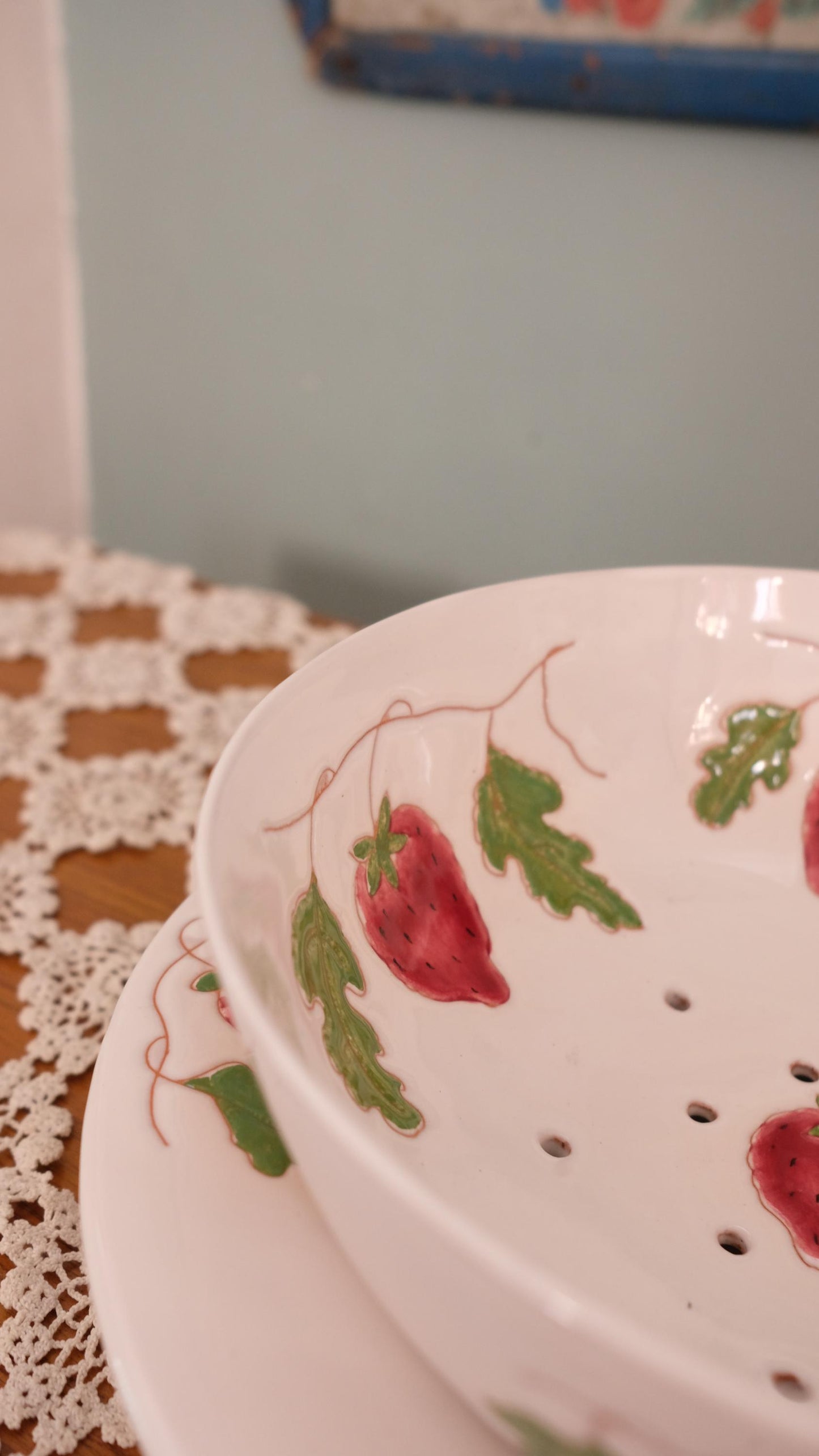 Passoire à fraises vintage en céramique made in Itlay