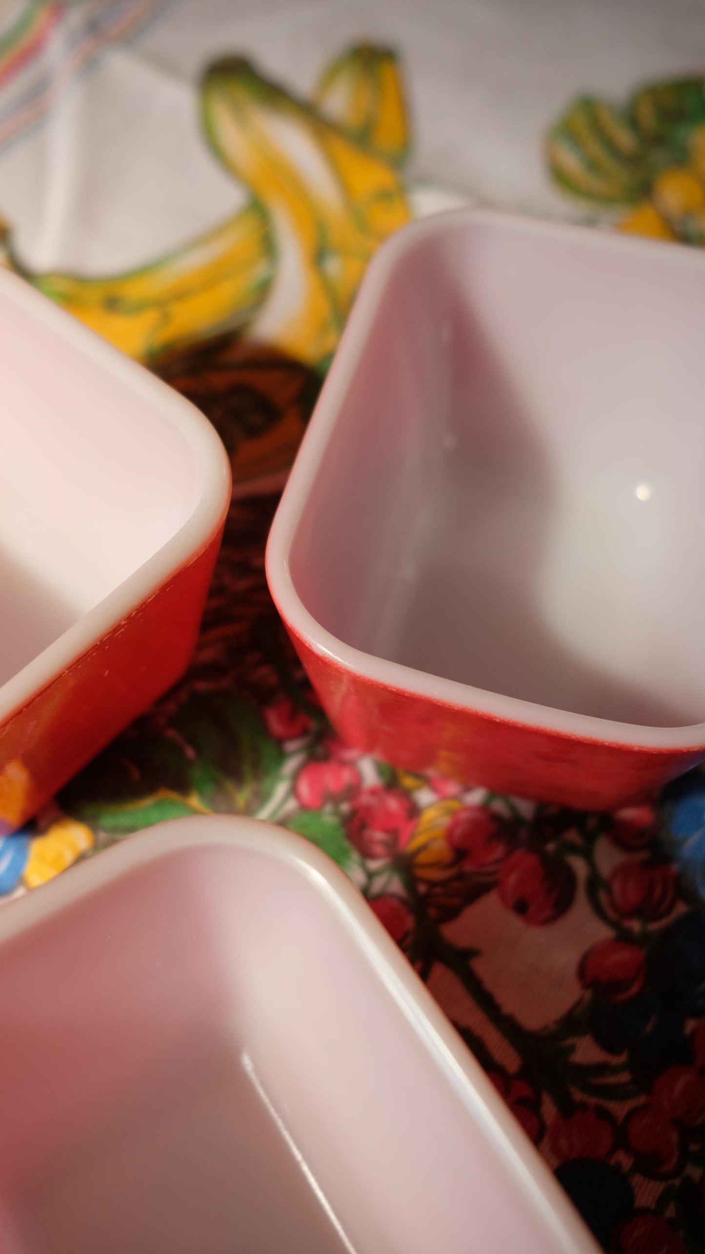 Lot de trois contenants à frigo vintage en pyrex made in USA