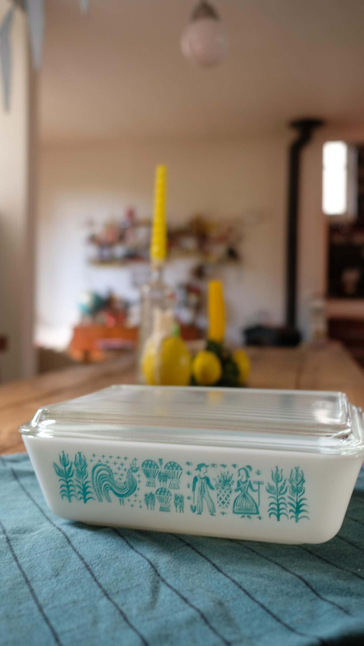 Plat à four vintage en pyrex made in Usa modèle hamish butterprint