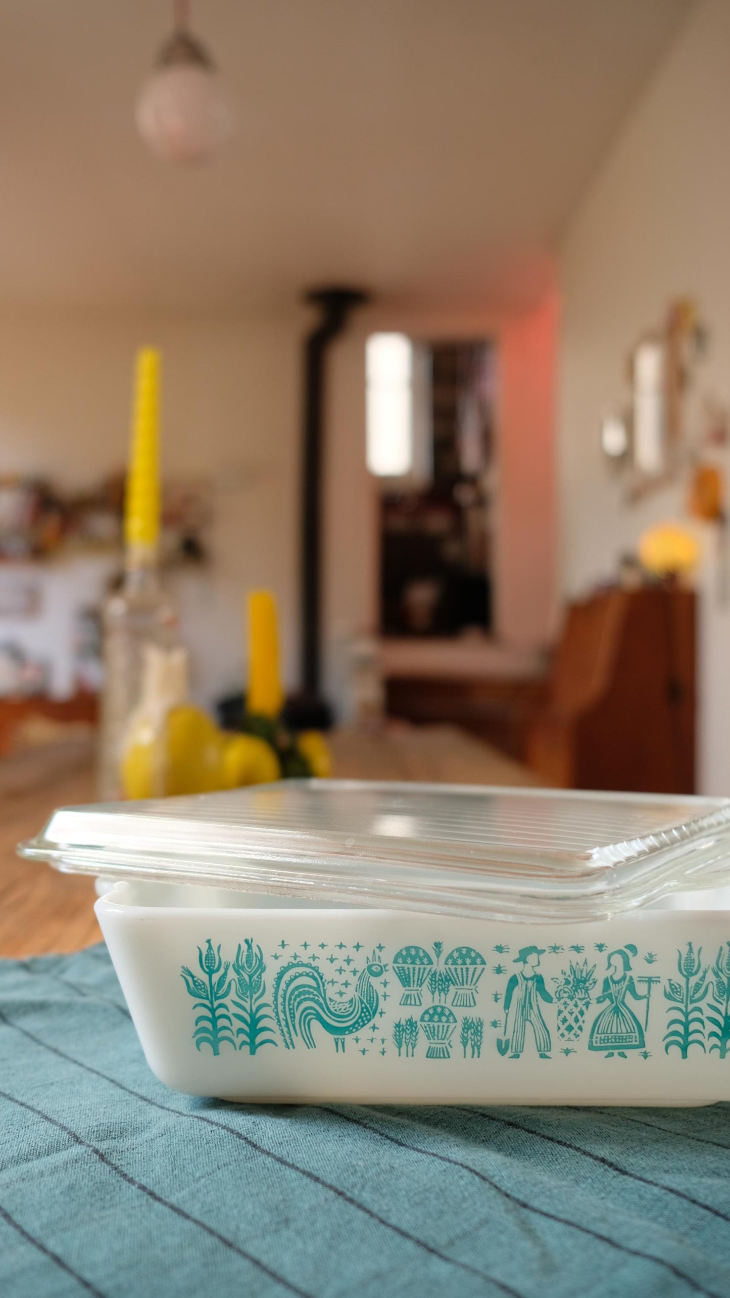 Plat à four vintage en pyrex made in Usa modèle hamish butterprint