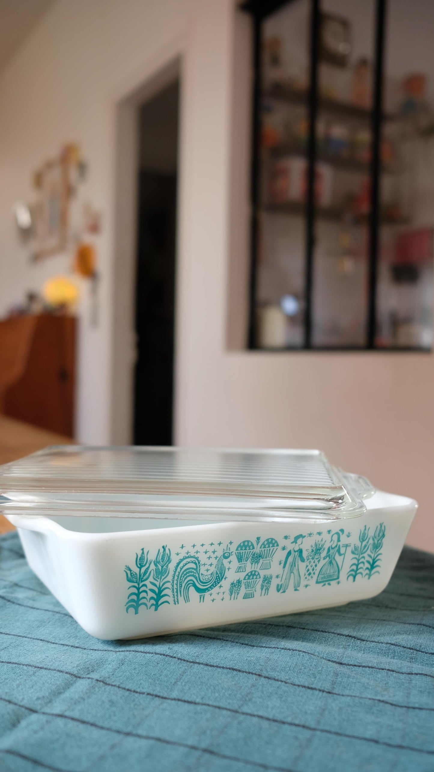 Plat à four vintage en pyrex made in Usa modèle hamish butterprint