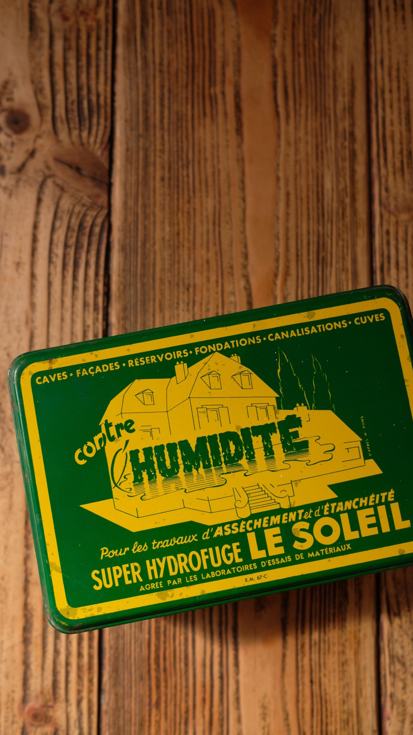 Boîte en métal publicitaire "le soleil" vintage