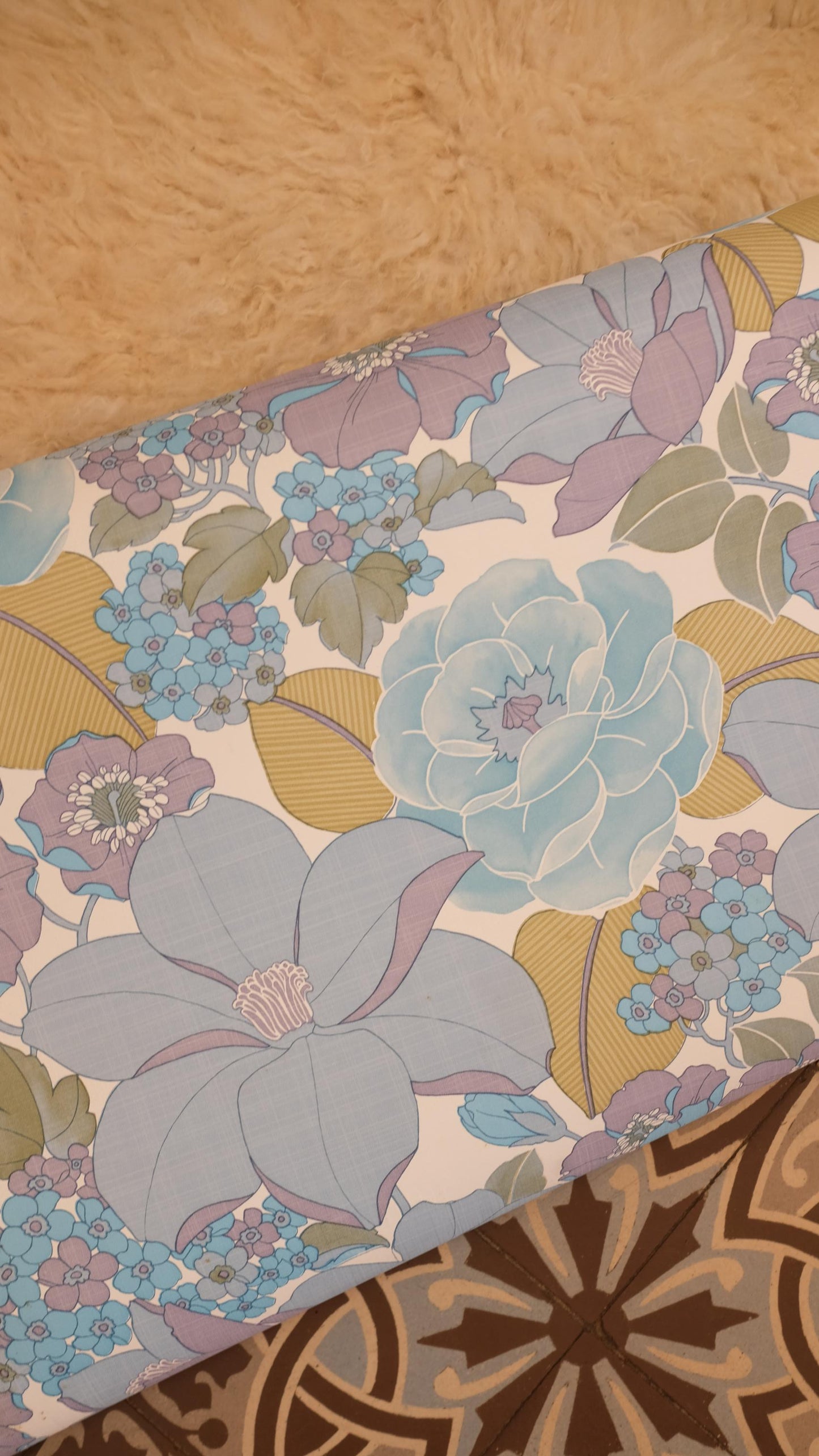 Rouleau de papier peint vintage années 70