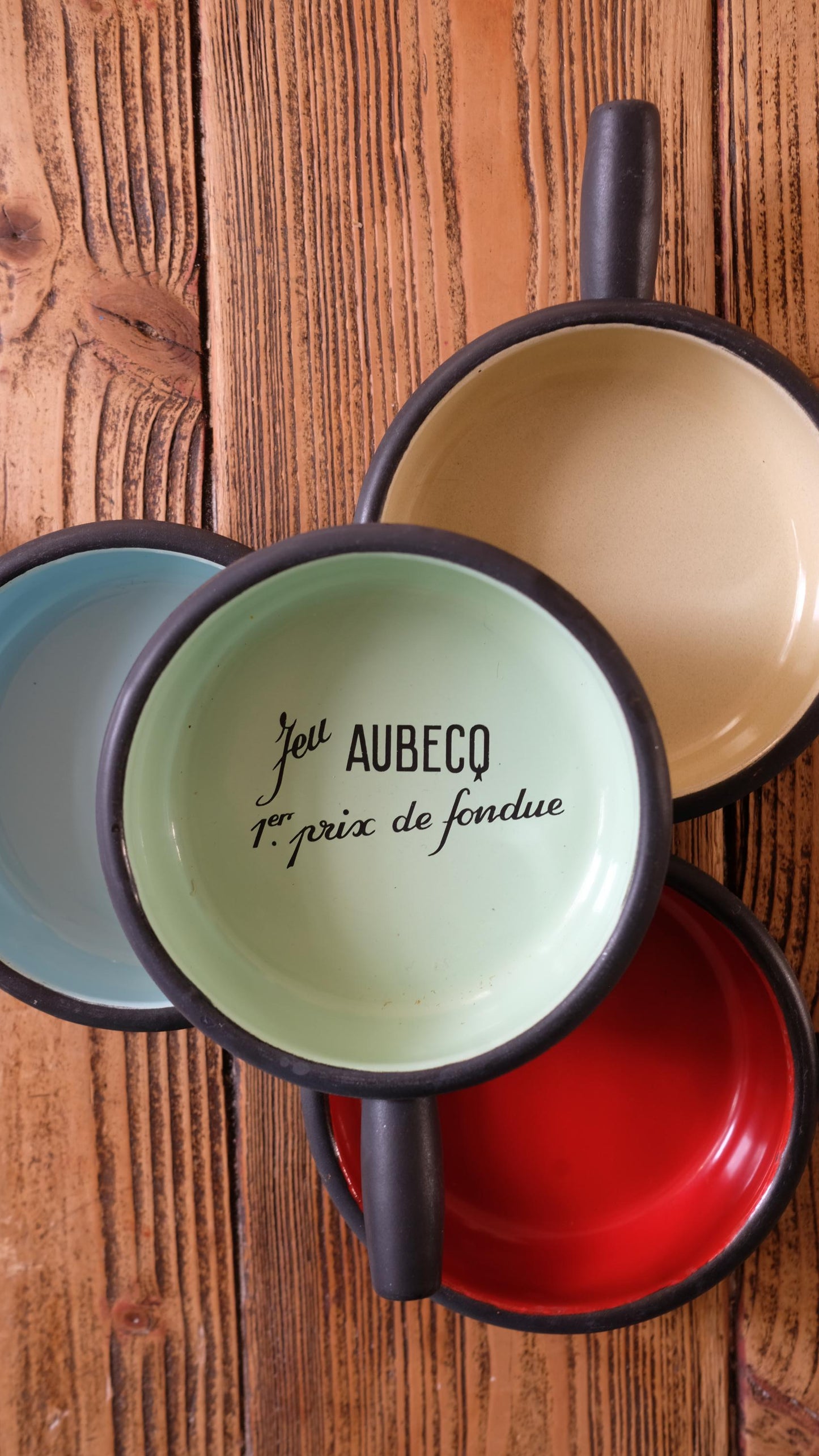 Lot de quatre caquelons vintage Aubecq