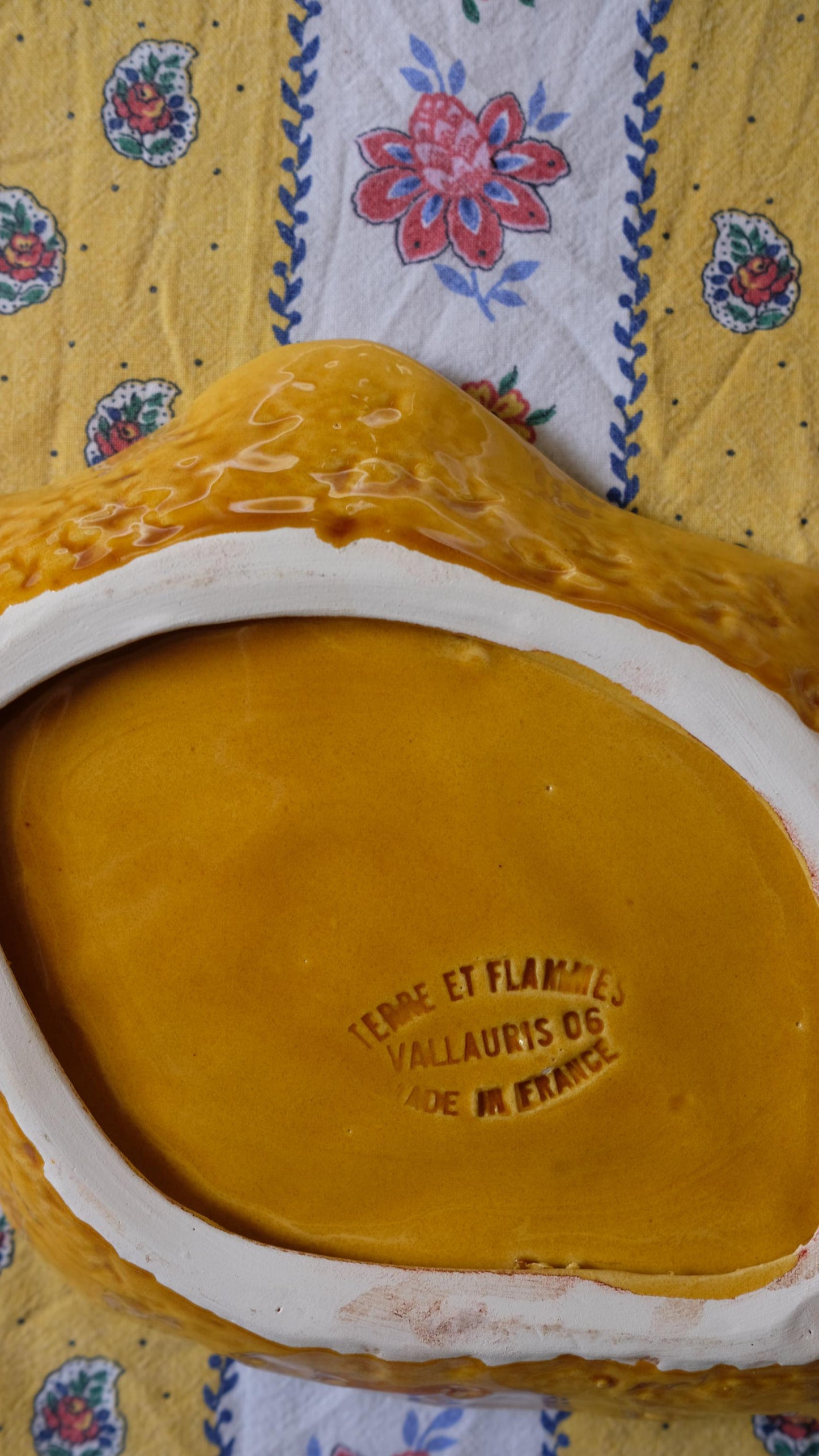 Ensemble à condiments vintage en barbotine de Vallauris