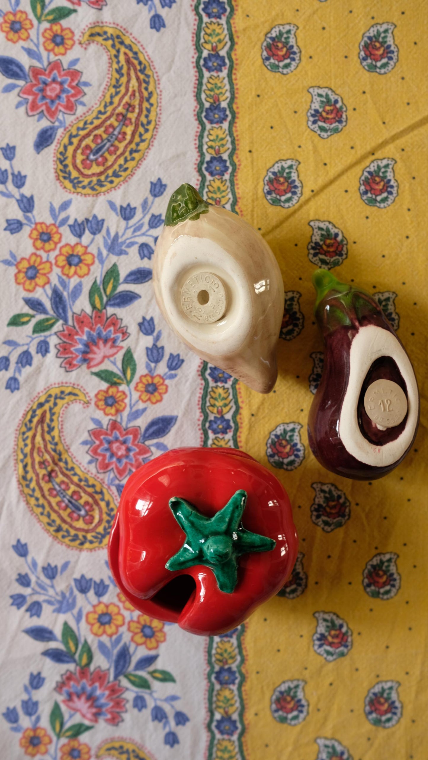 Ensemble à condiments vintage en barbotine de Vallauris